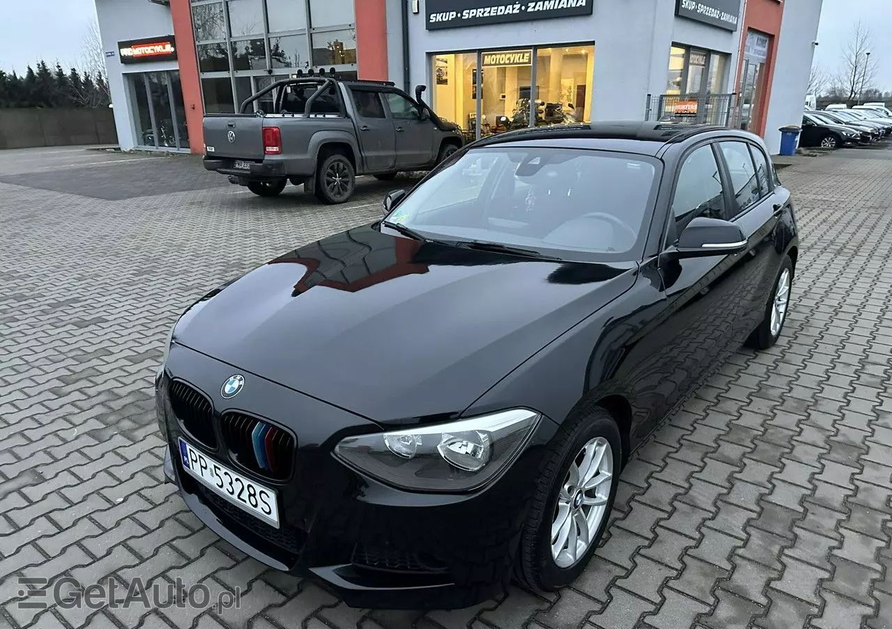 BMW Seria 1 118d Sport Line