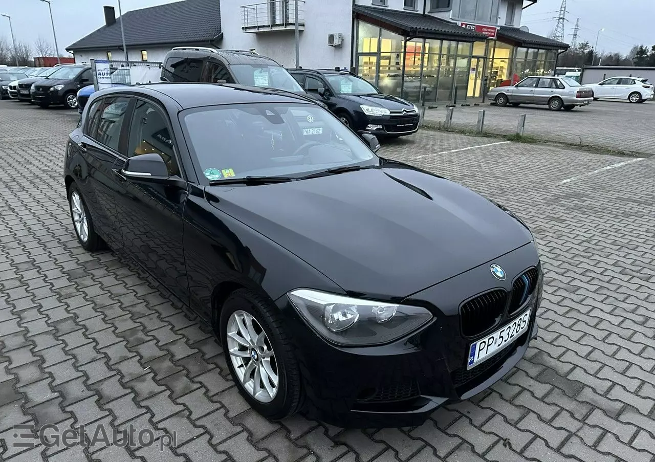 BMW Seria 1 118d Sport Line