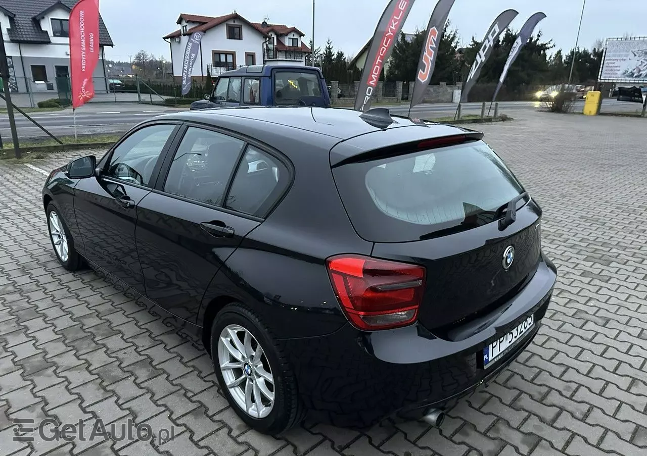 BMW Seria 1 118d Sport Line