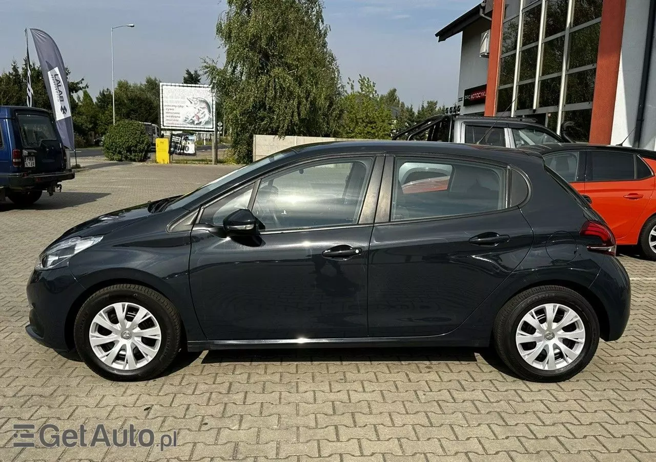 PEUGEOT 208 82 VTI Active