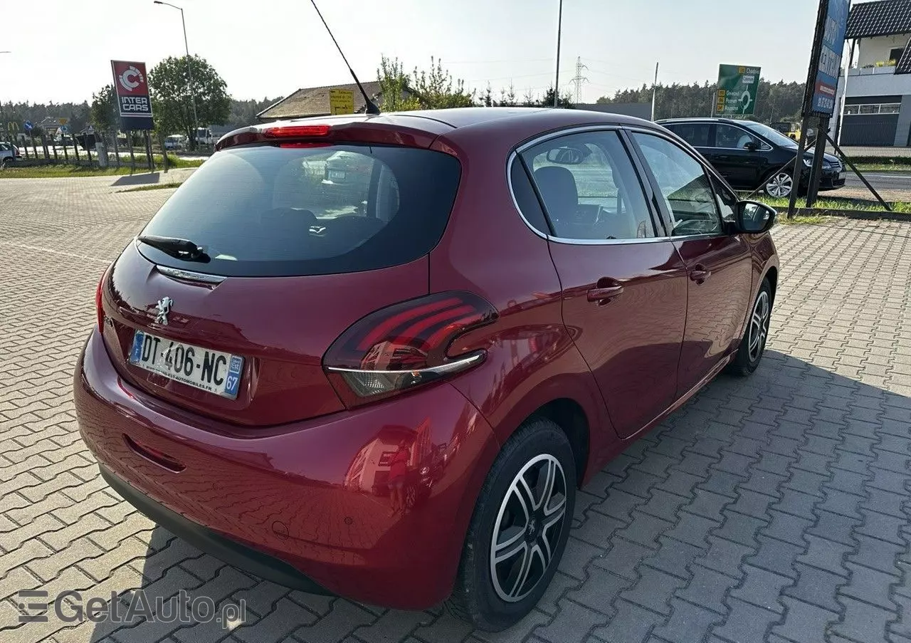 PEUGEOT 208 1.2 VTi Allure