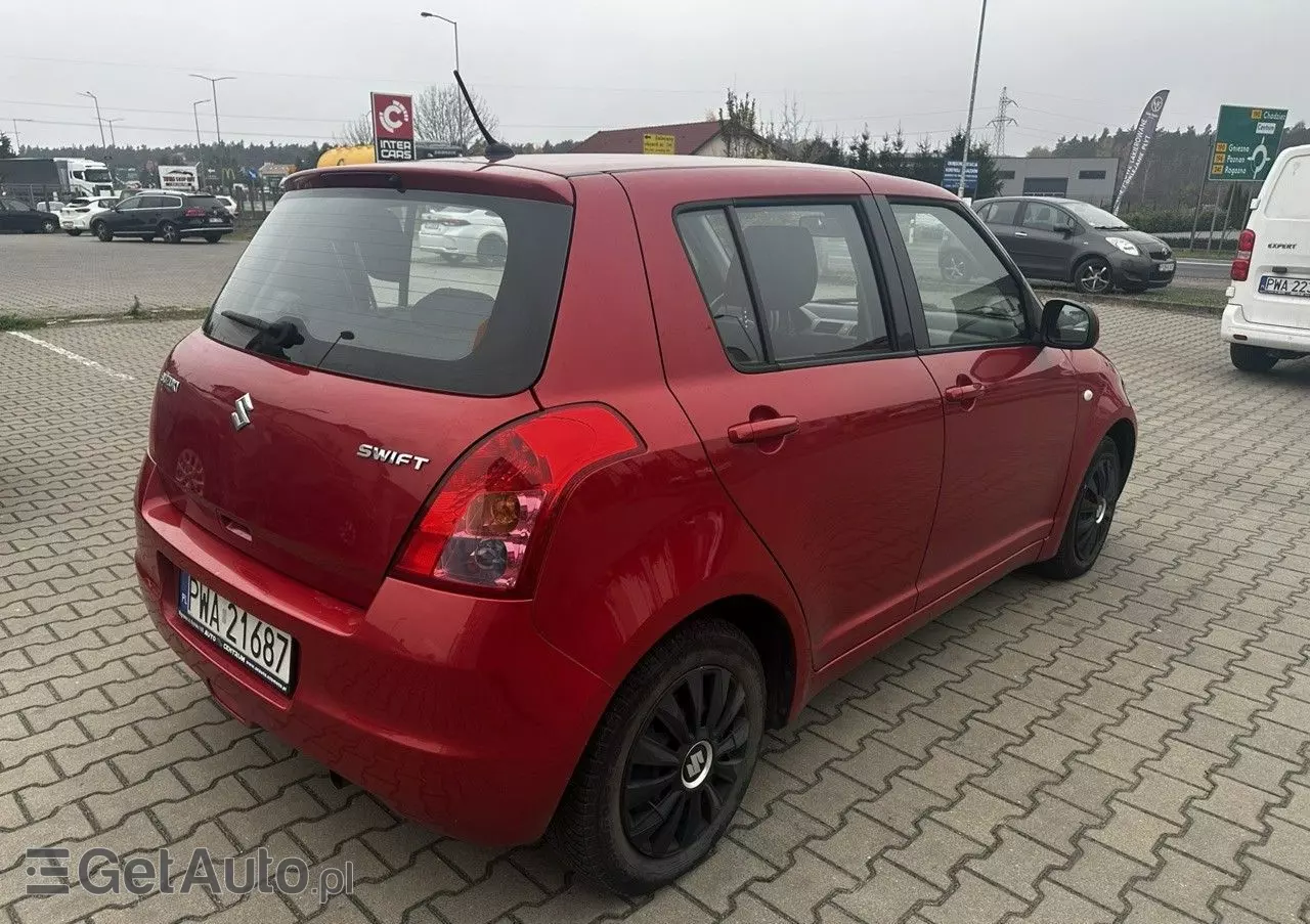 SUZUKI Swift 1.3 Comfort+