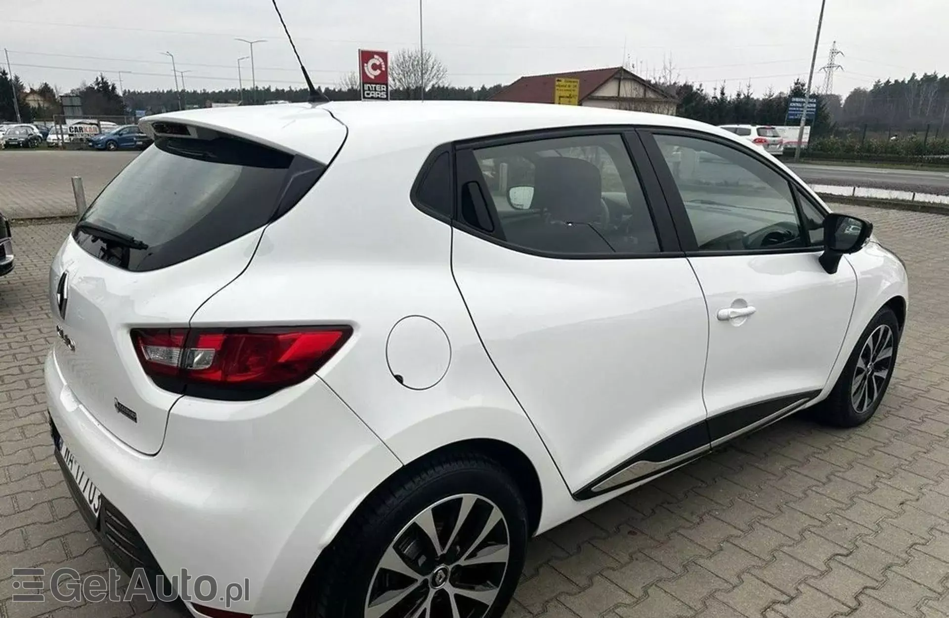 RENAULT Clio 