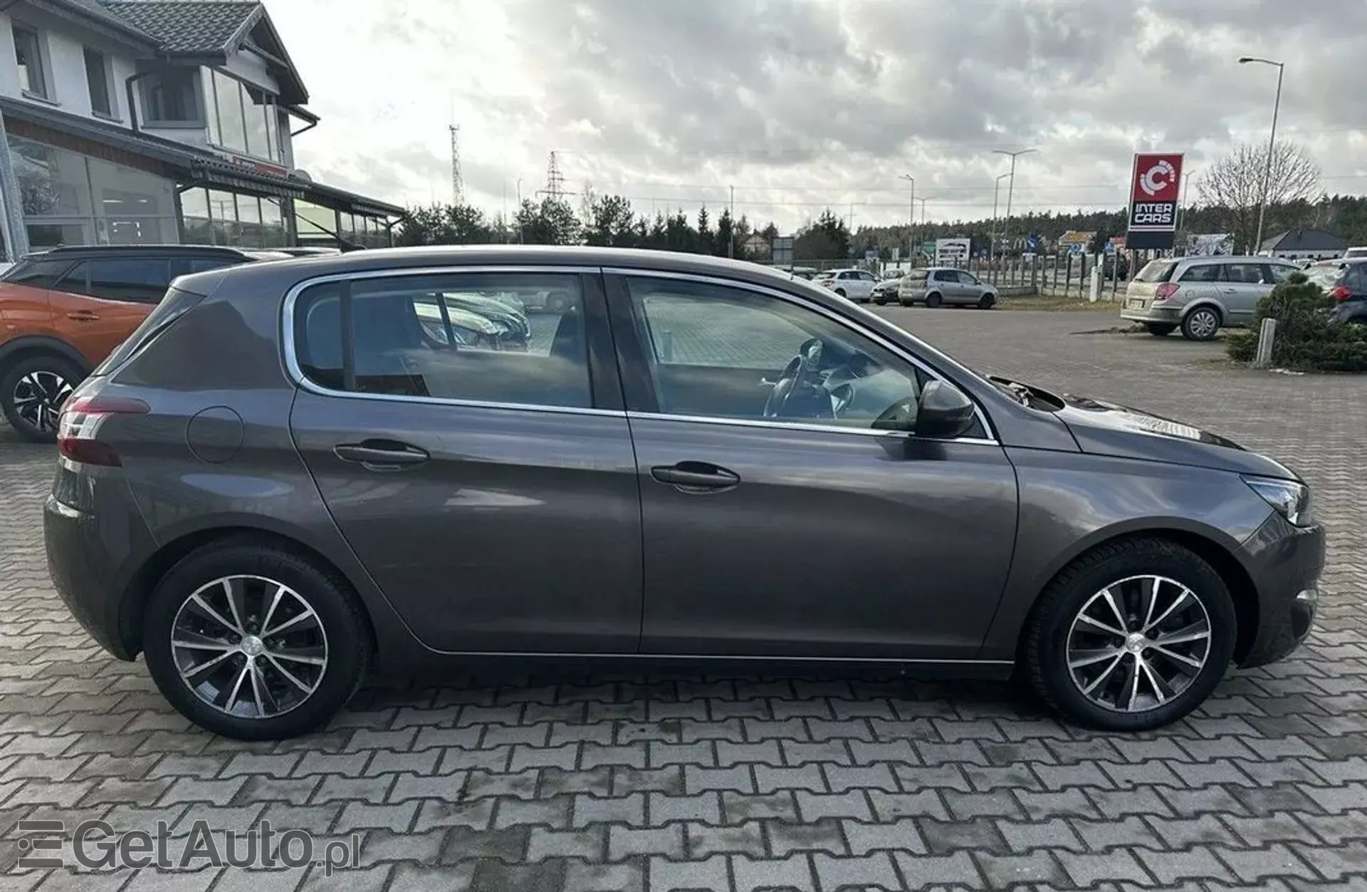 PEUGEOT 308 