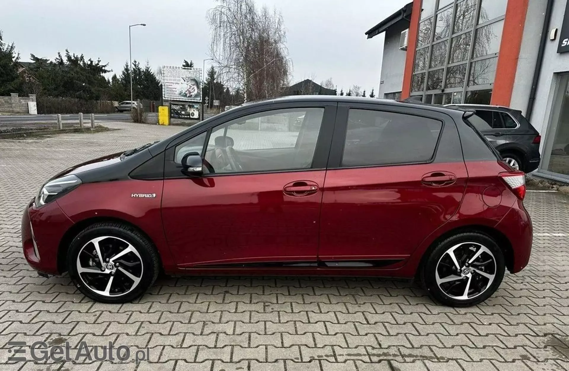 TOYOTA Yaris 1.5 (110 KM) Ethanol CVT