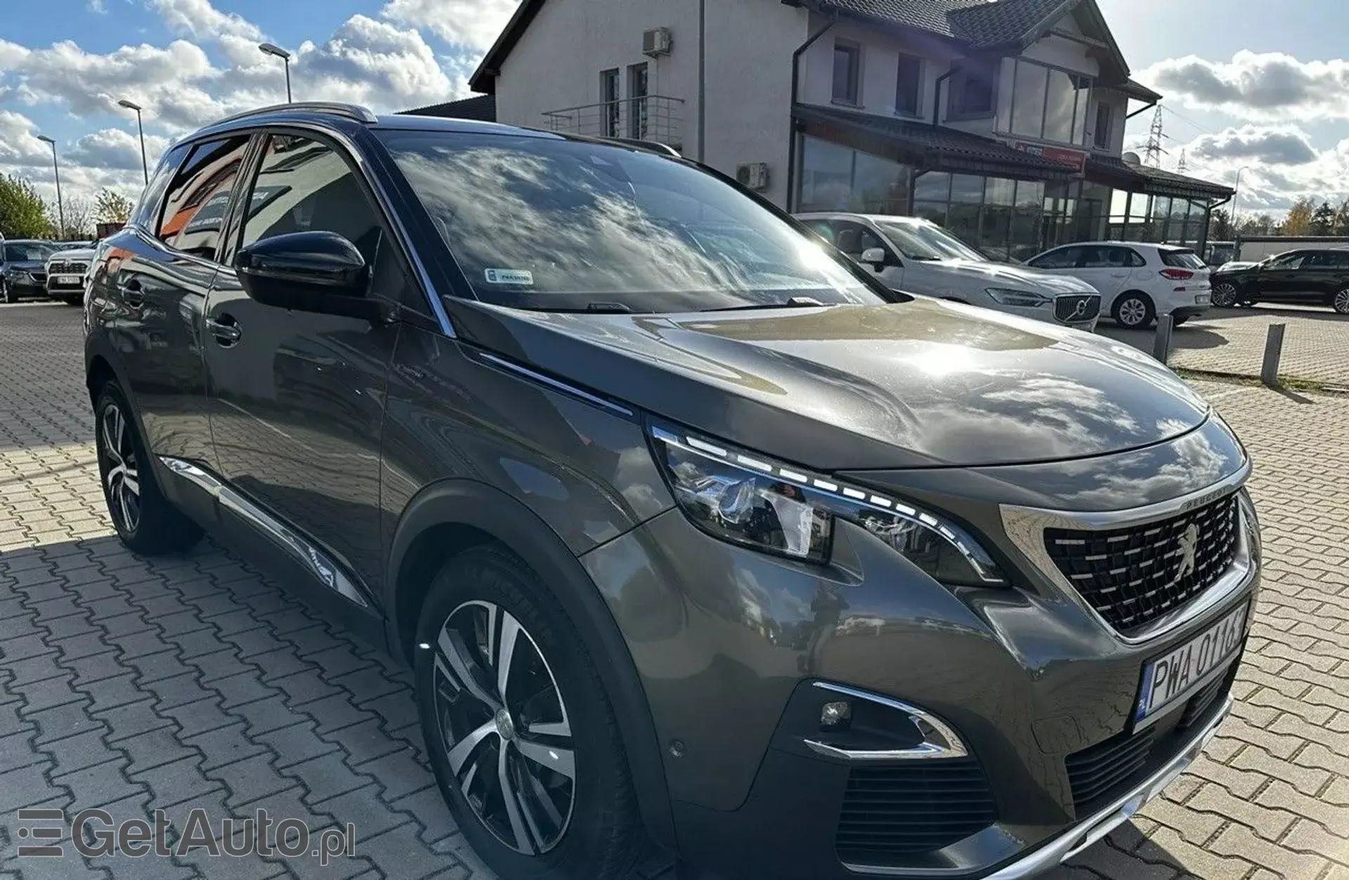 PEUGEOT 3008 