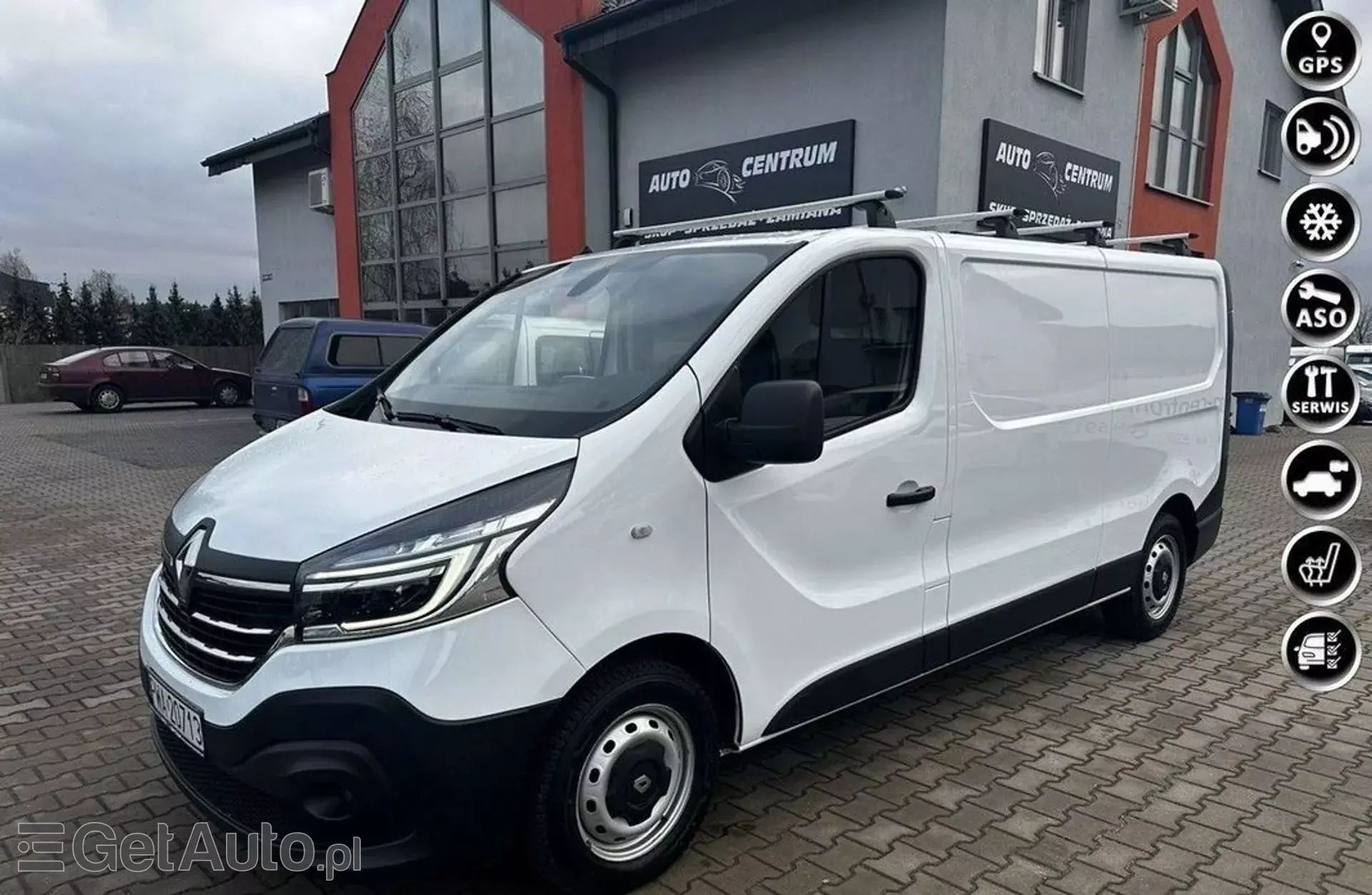 RENAULT Trafic 