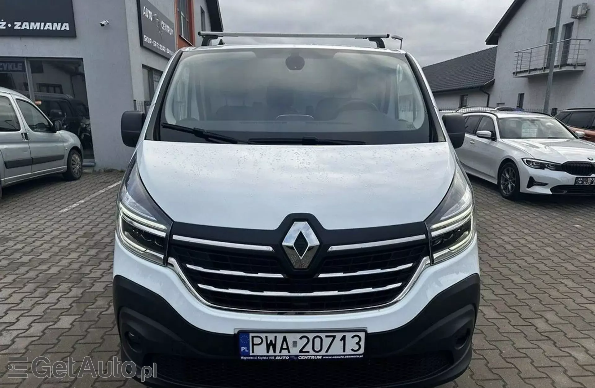 RENAULT Trafic 