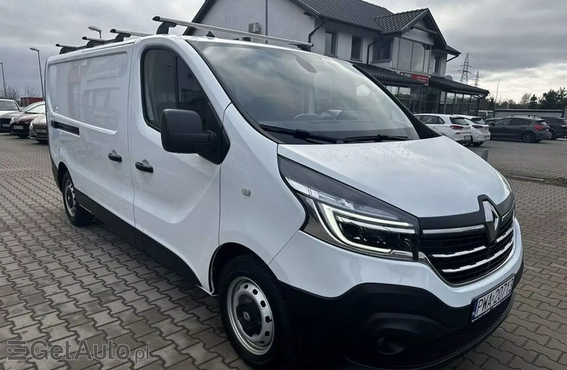 RENAULT Trafic 