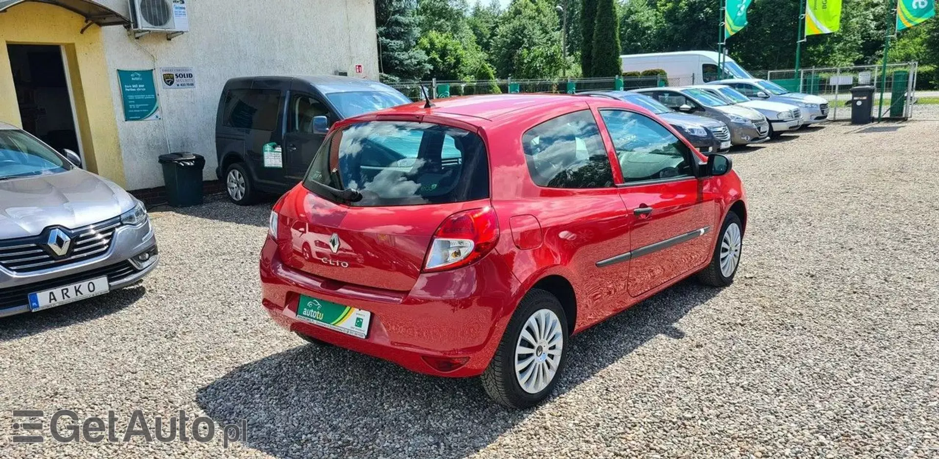 RENAULT Clio 