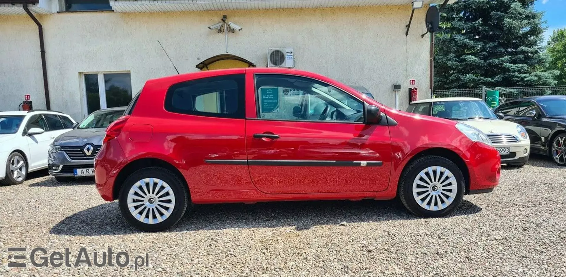 RENAULT Clio 