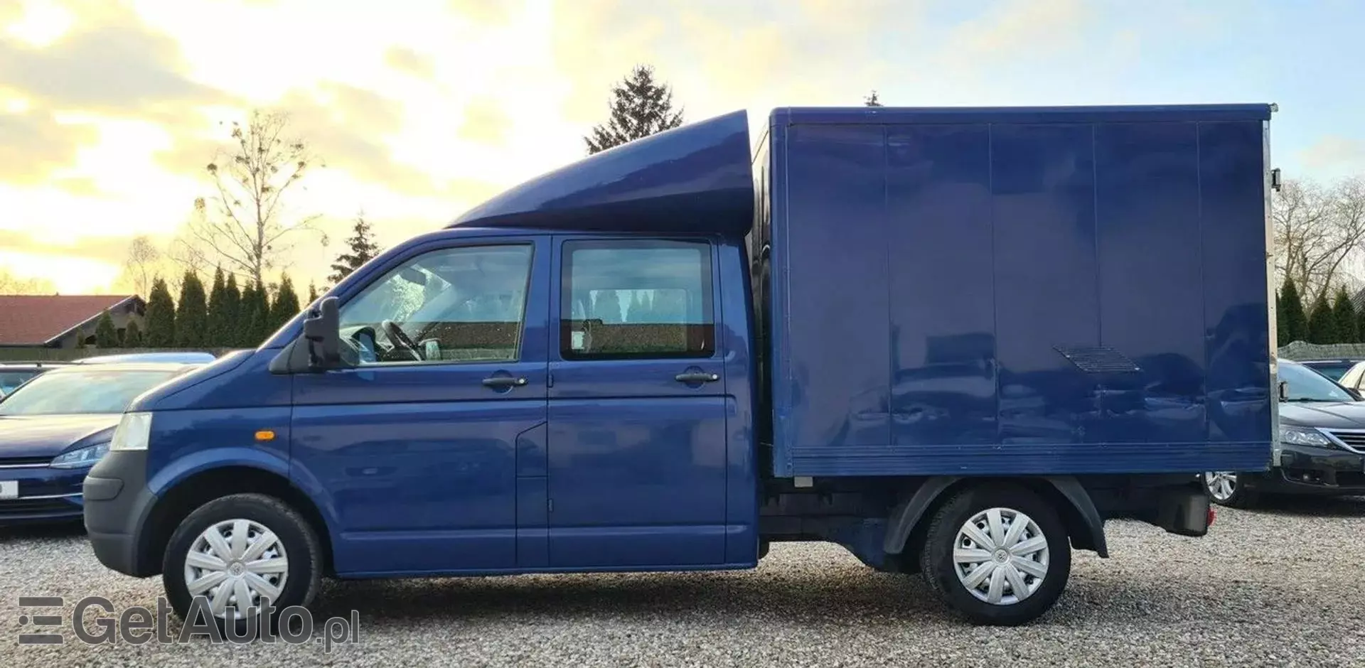 VOLKSWAGEN Transporter 