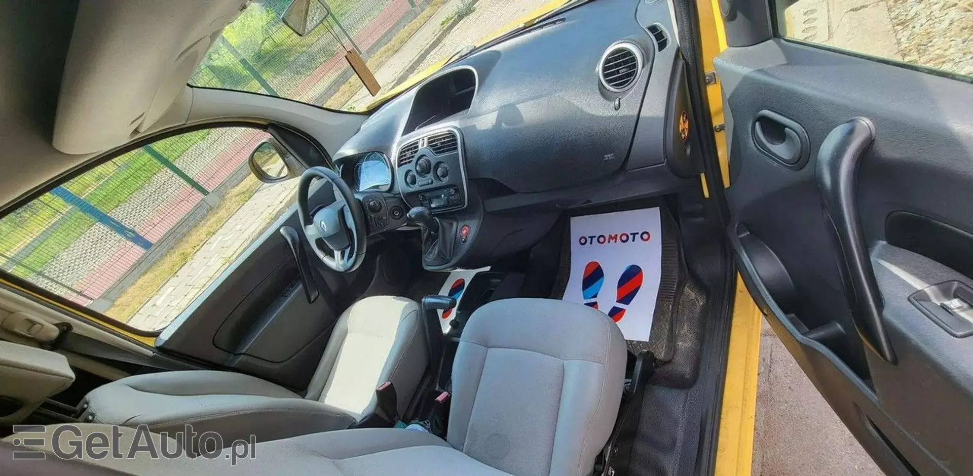 RENAULT Kangoo 