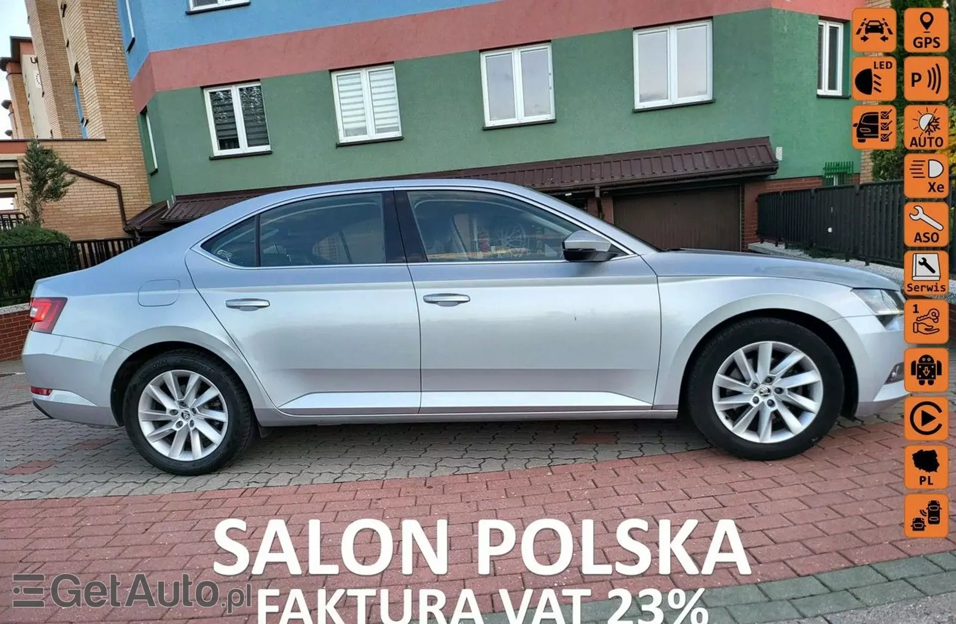 SKODA Superb 