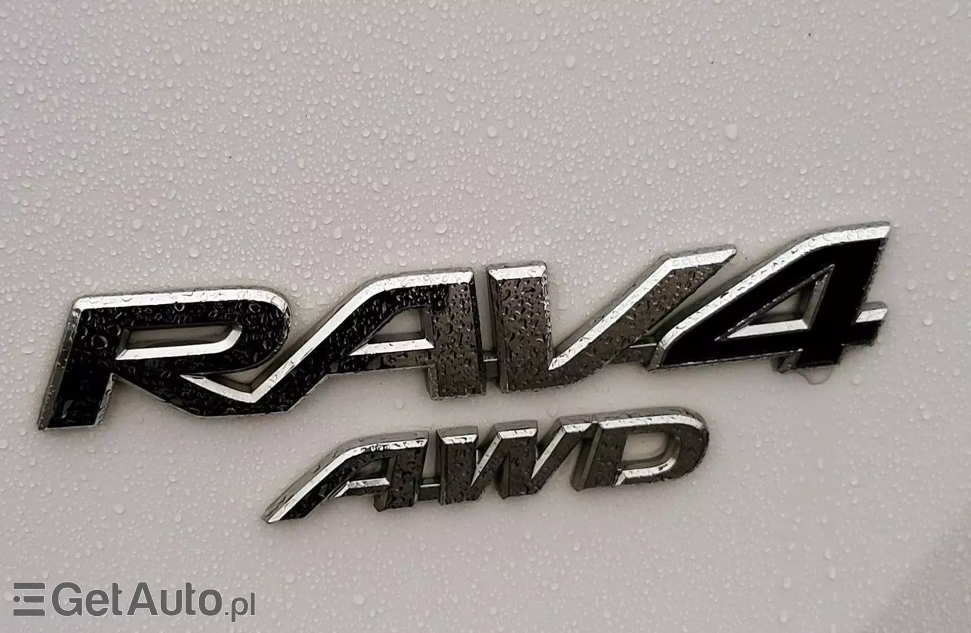 TOYOTA RAV4 