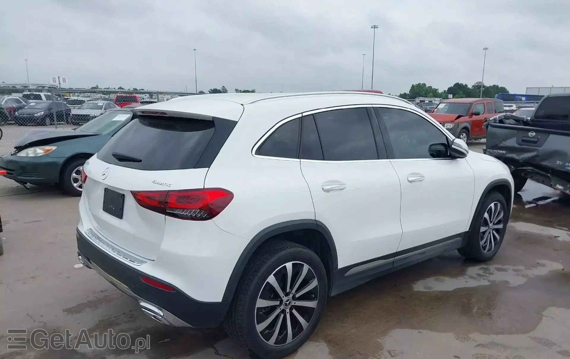 MERCEDES-BENZ GLA GLA 250 (211 KM) 4MATIC DCT