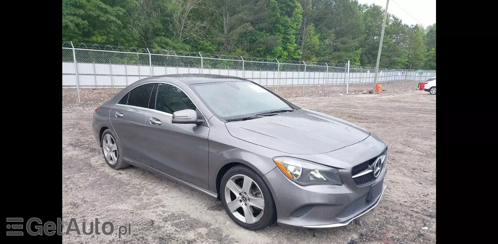 MERCEDES-BENZ CLA CLA 250 (211 KM)