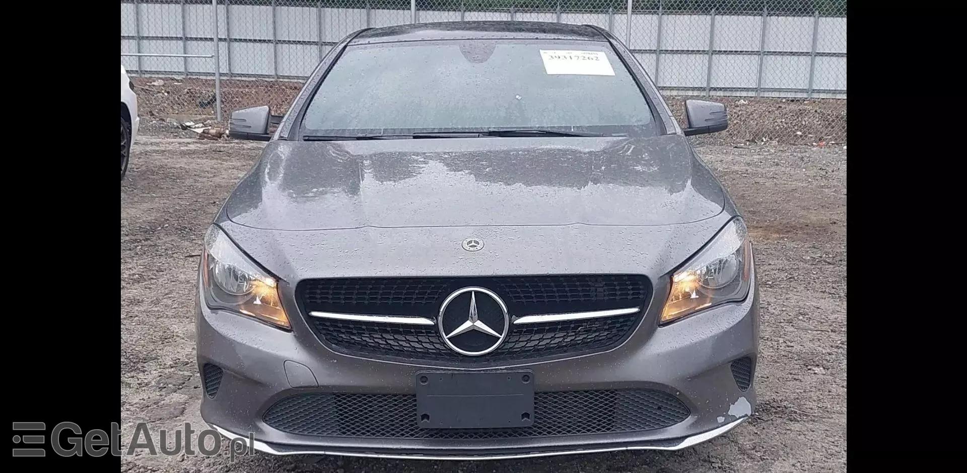 MERCEDES-BENZ CLA CLA 250 (211 KM)