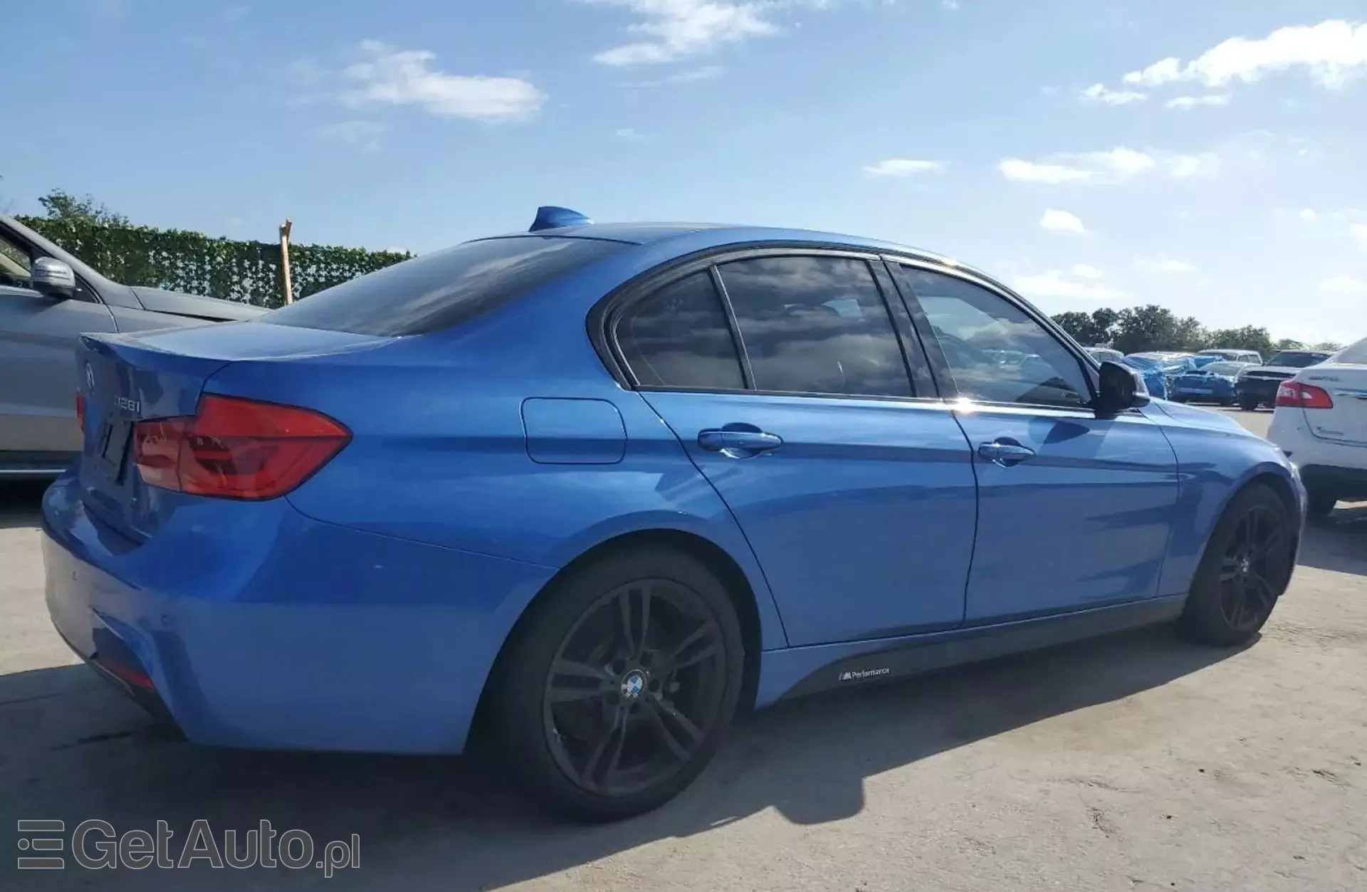 BMW Seria 3 320i (184 KM)