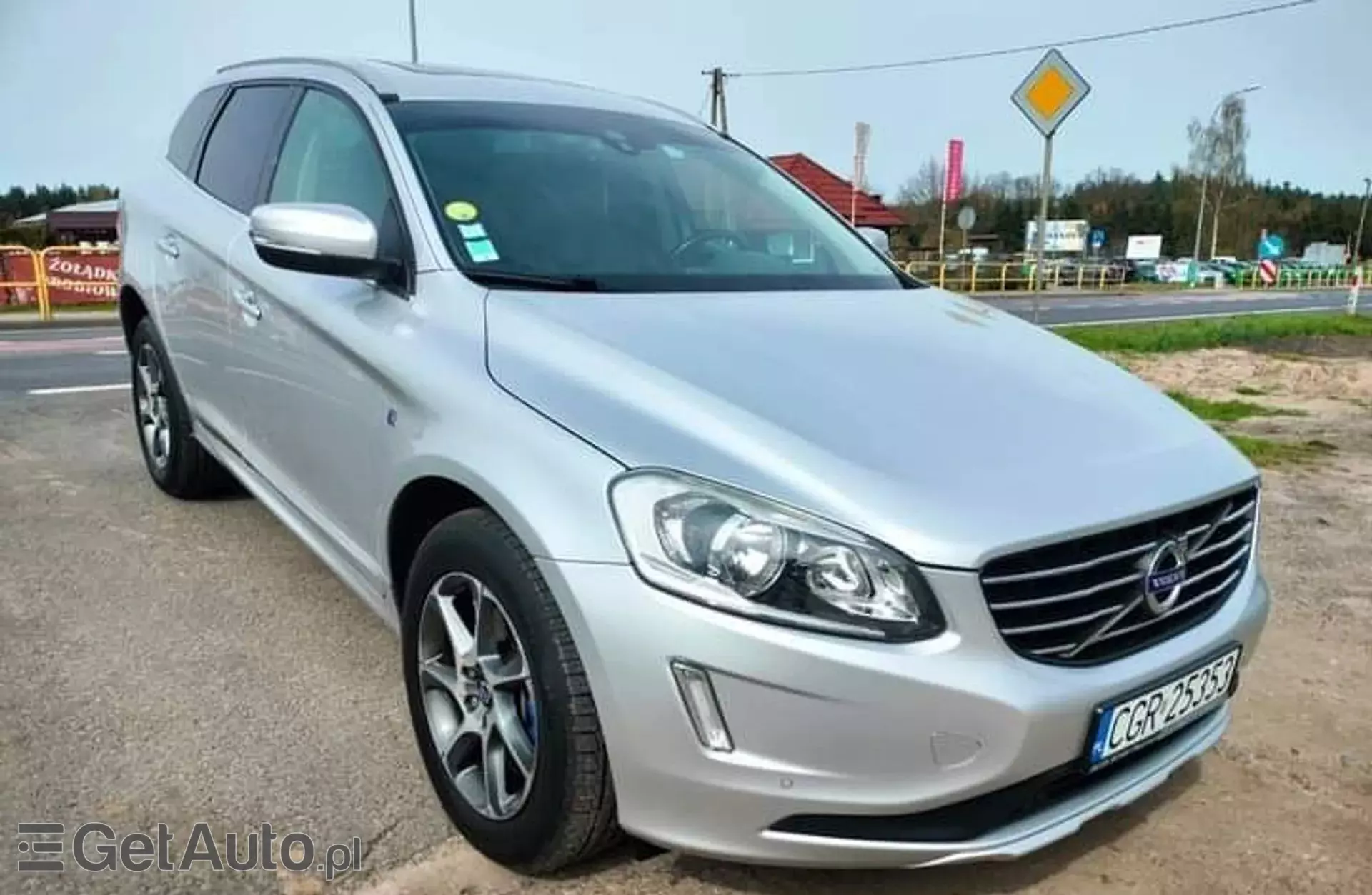 VOLVO XC60 