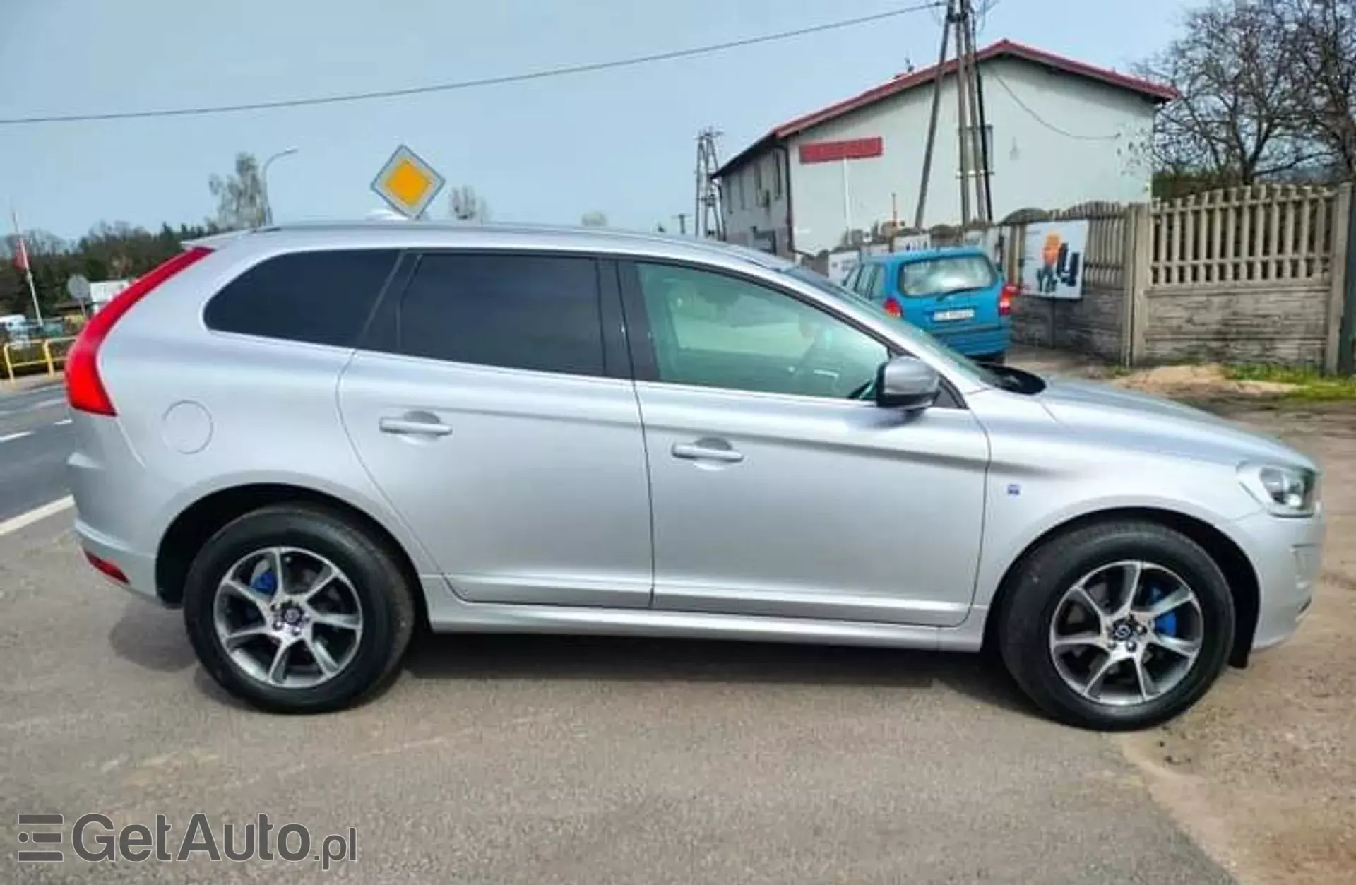 VOLVO XC60 