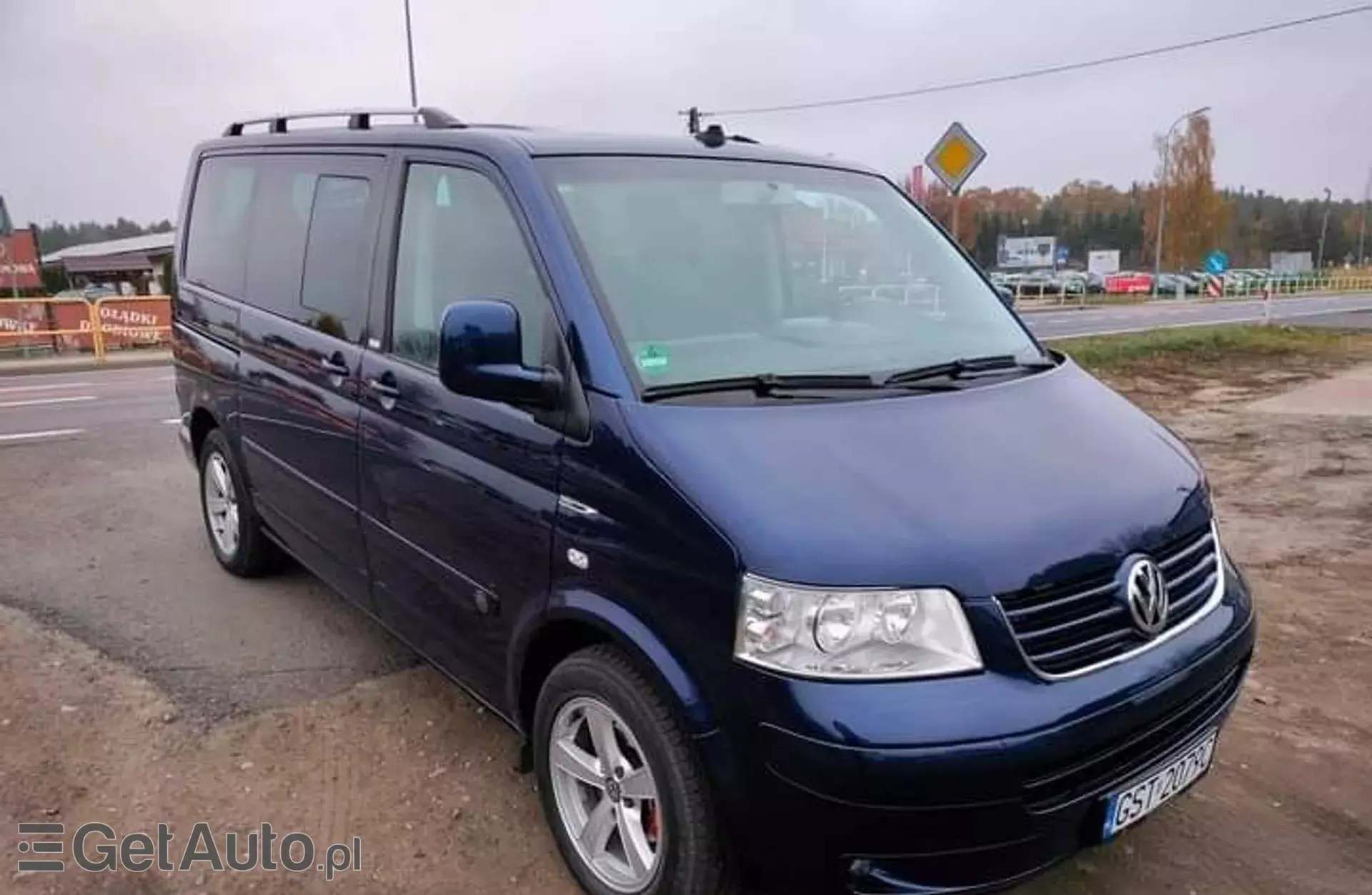 VOLKSWAGEN Multivan 2.5 TDI (174 KM)