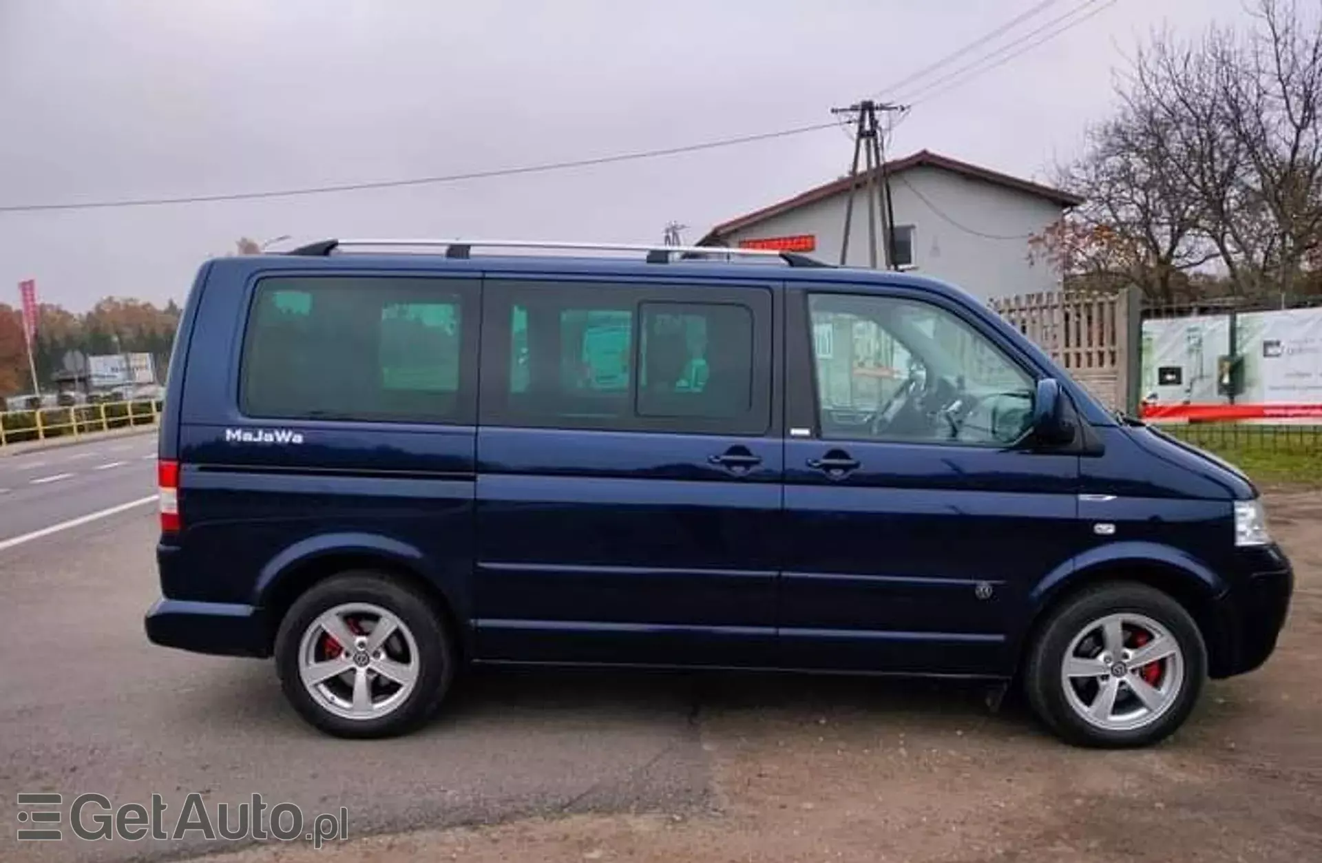 VOLKSWAGEN Multivan 2.5 TDI (174 KM)