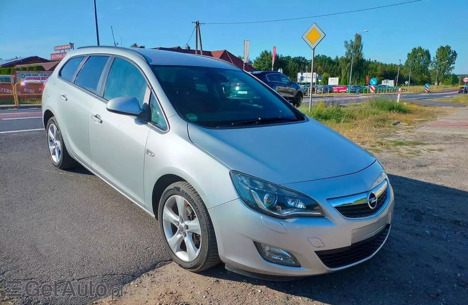 OPEL Astra 1.4 Turbo (140 KM)