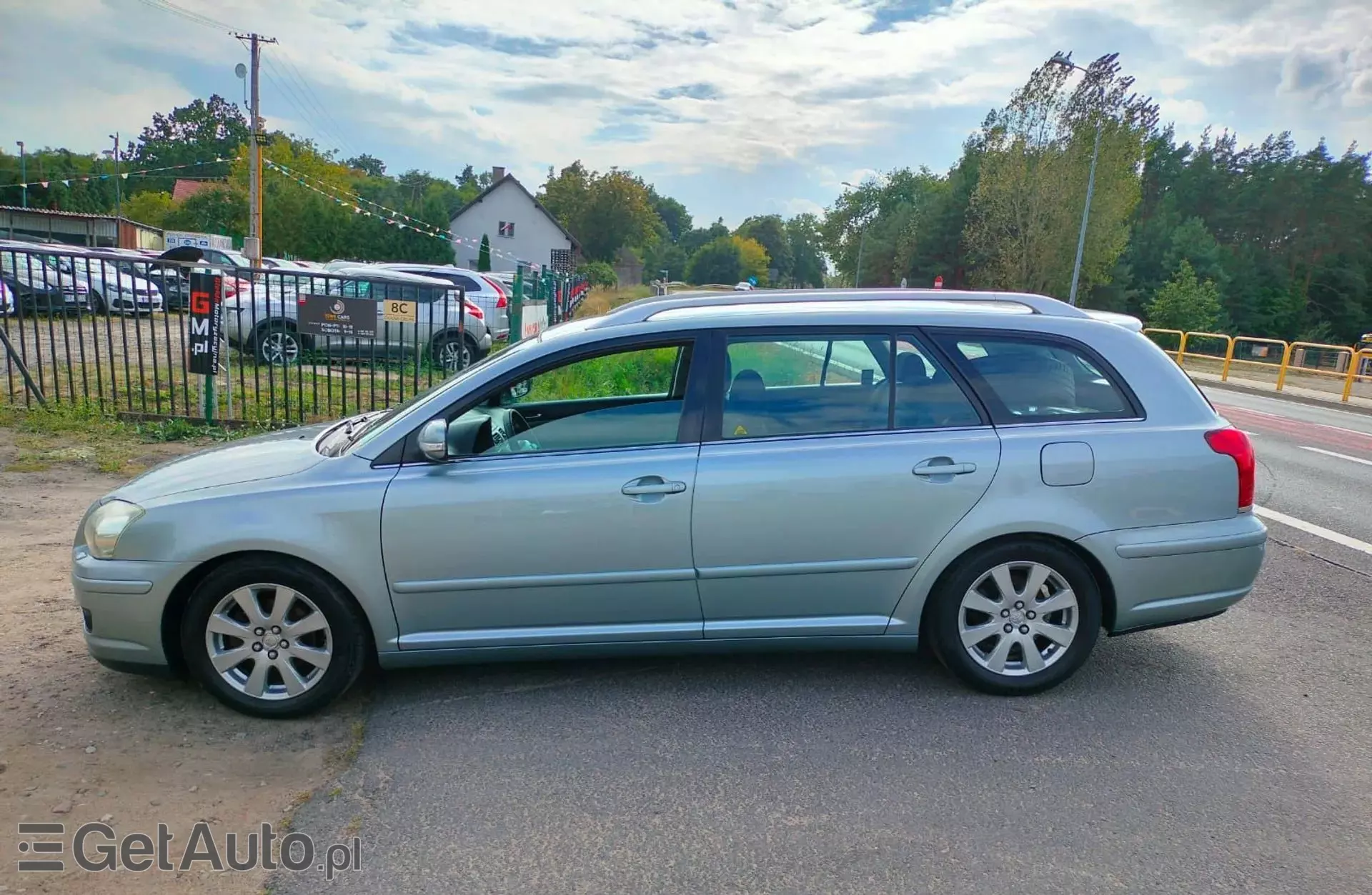 TOYOTA Avensis 