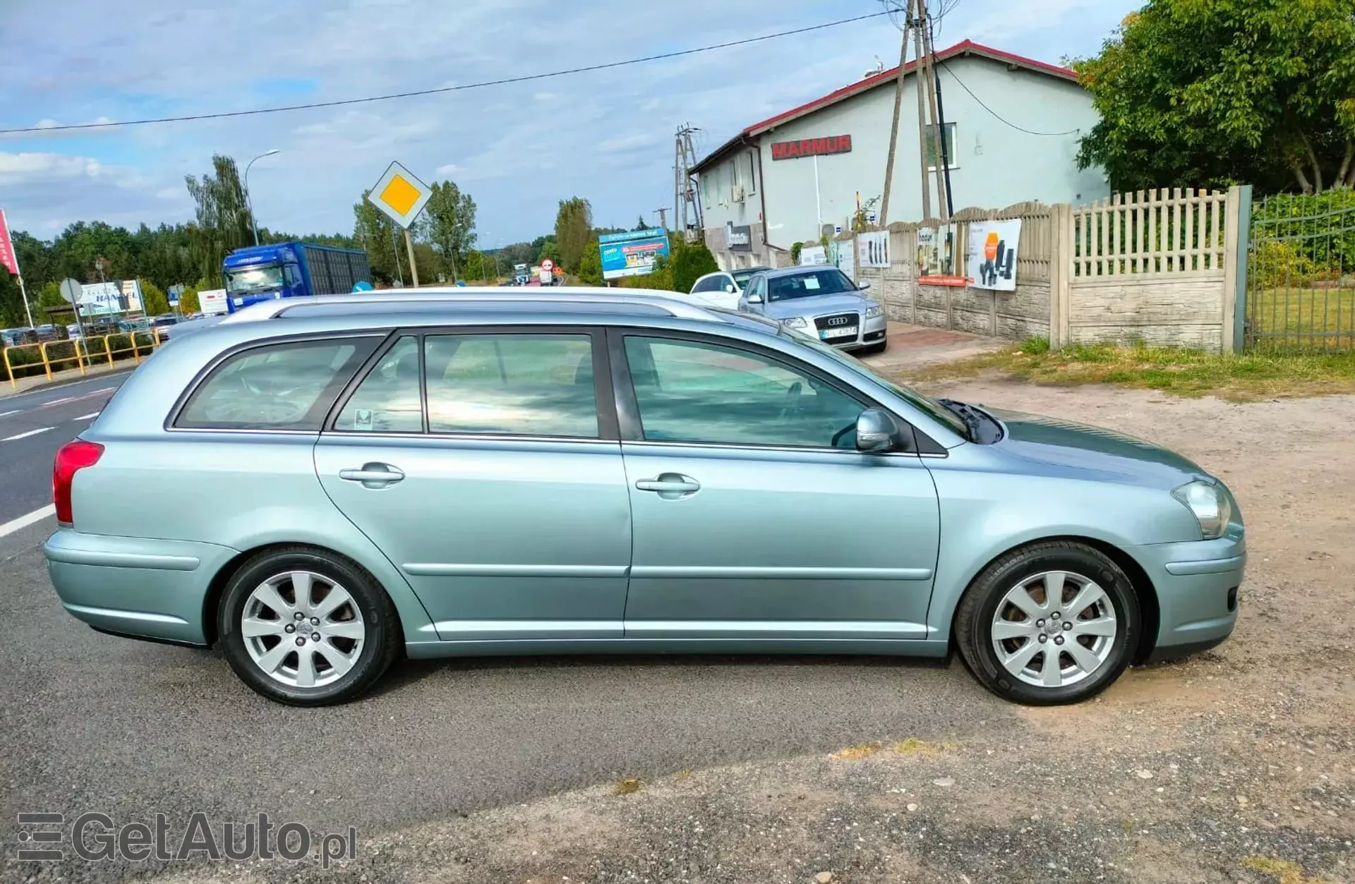 TOYOTA Avensis 