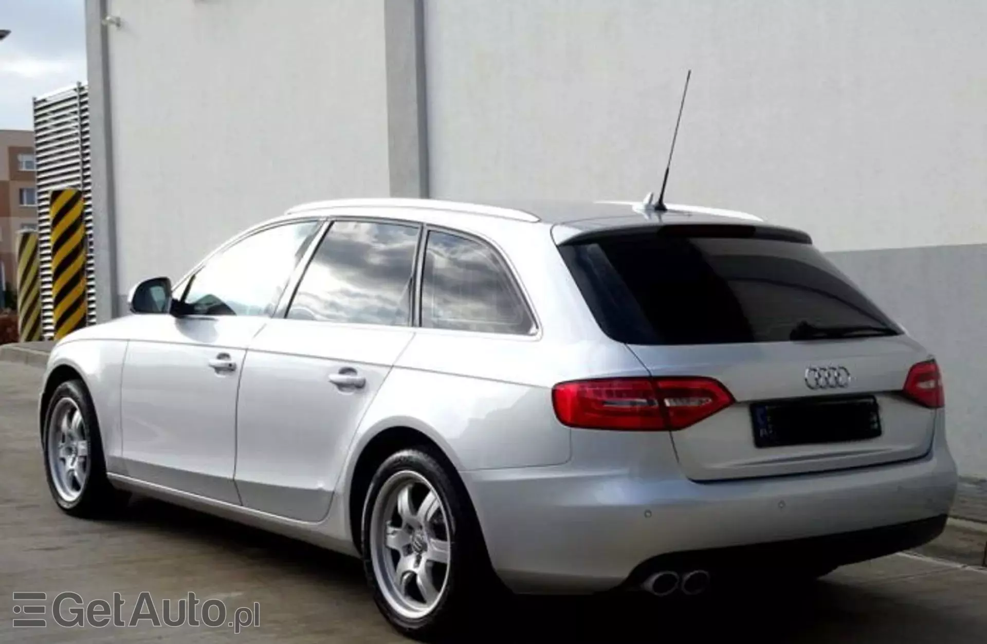 AUDI A4 2.0 TDI (143 KM) Multitronic