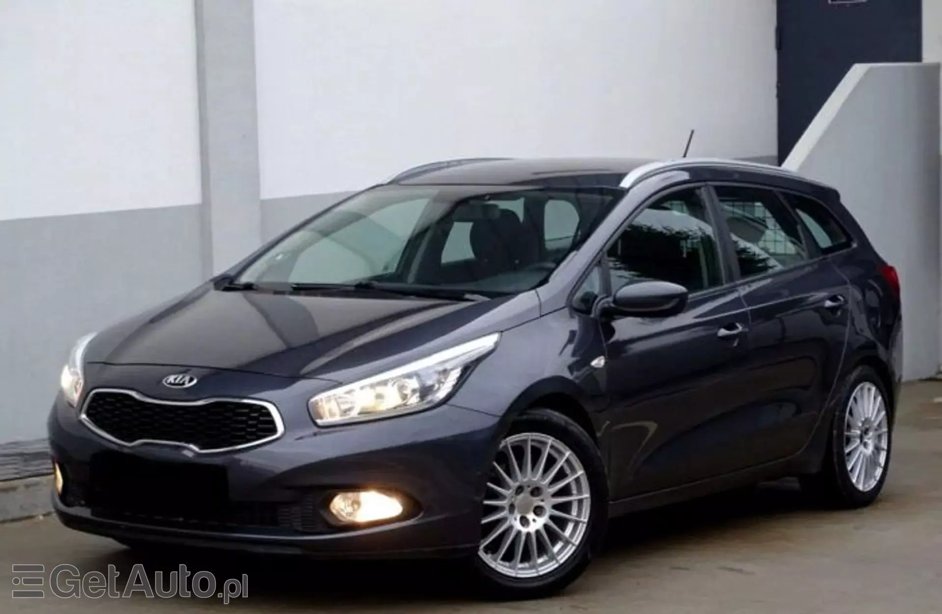 KIA Ceed 1.6 16V GDi (135 KM)