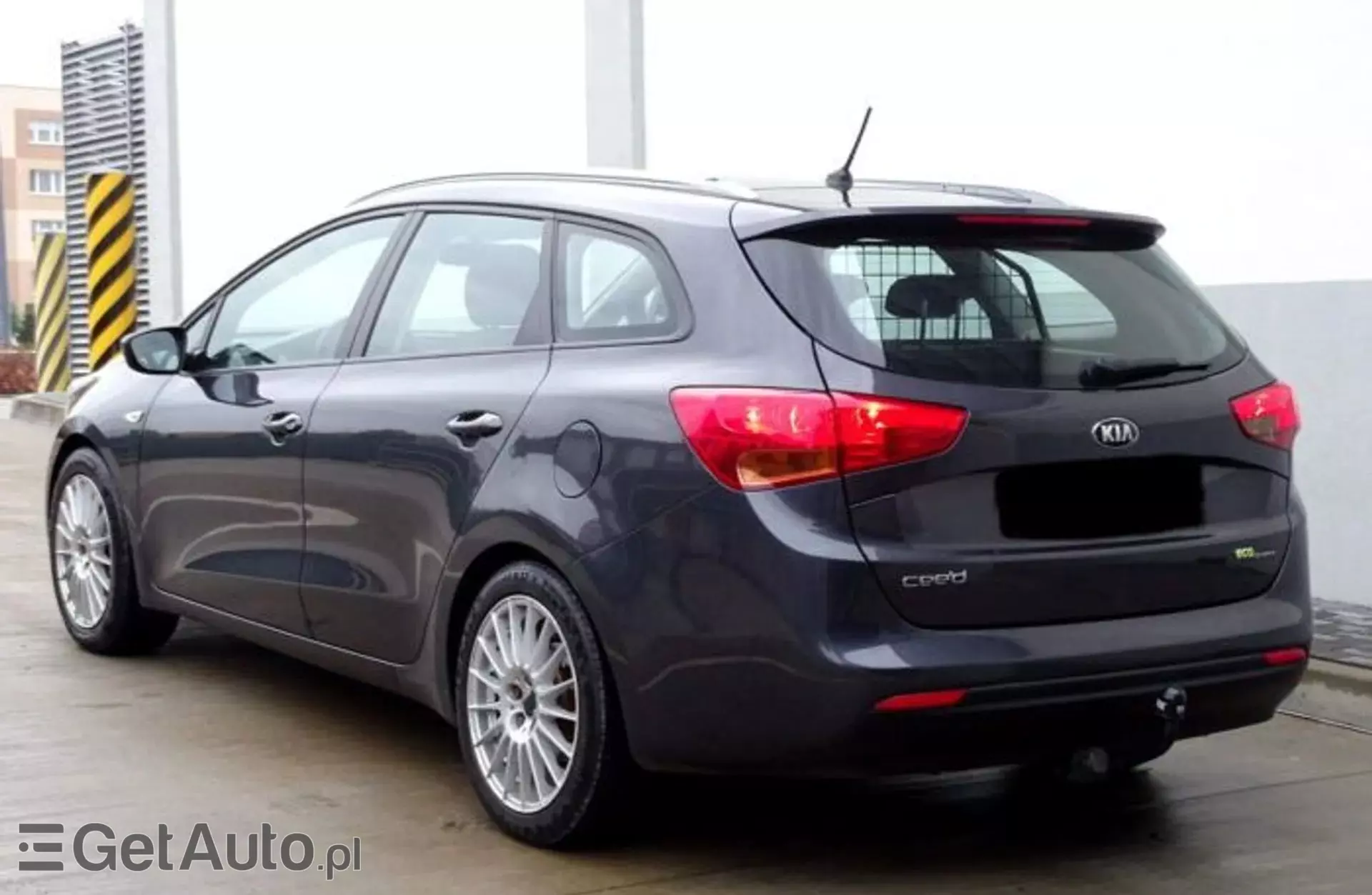 KIA Ceed 1.6 16V GDi (135 KM)