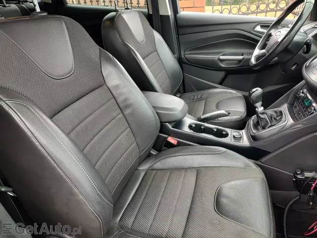 FORD Kuga Titanium