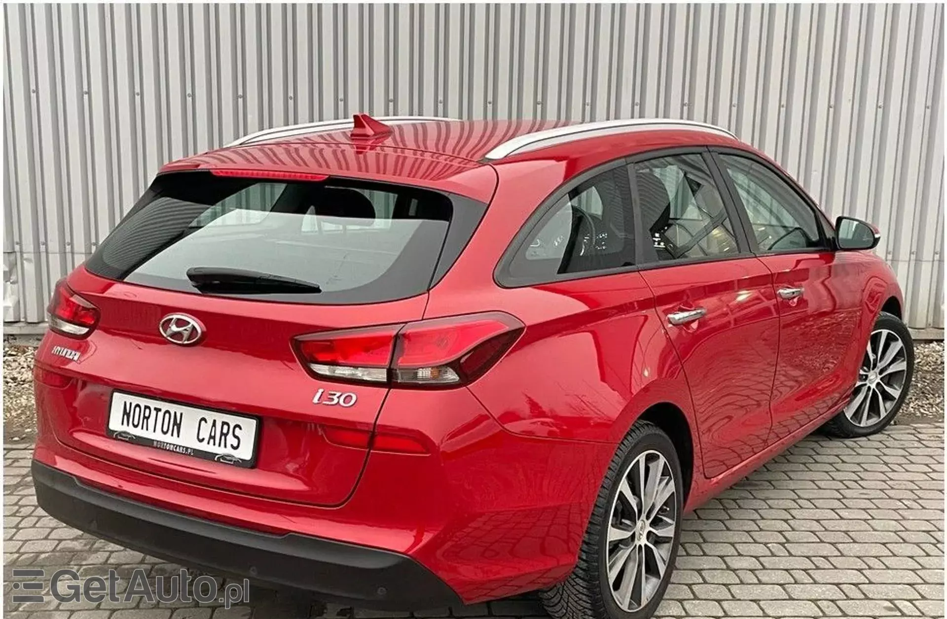 HYUNDAI I30 1.6 CRDi (110 KM)