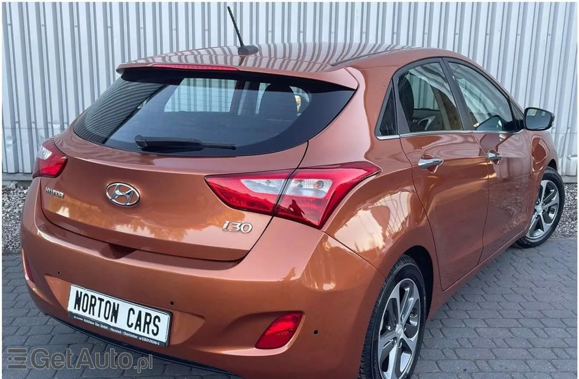 HYUNDAI I30 1.4 (100 KM) blue