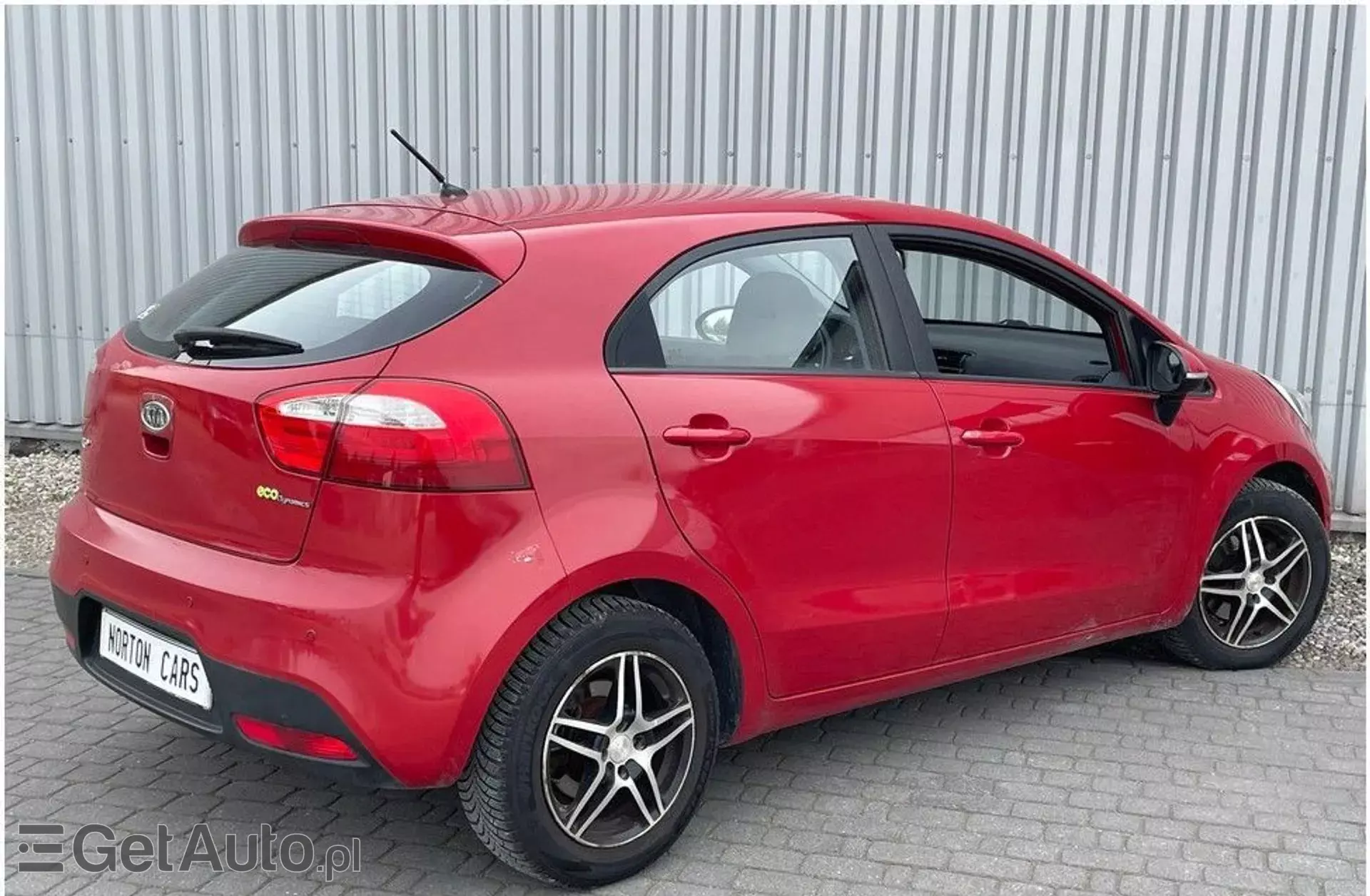 KIA Rio 1.1 12V (75 KM)