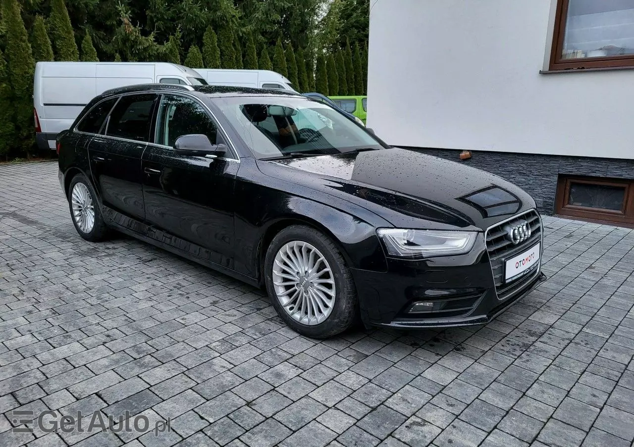 AUDI A4 