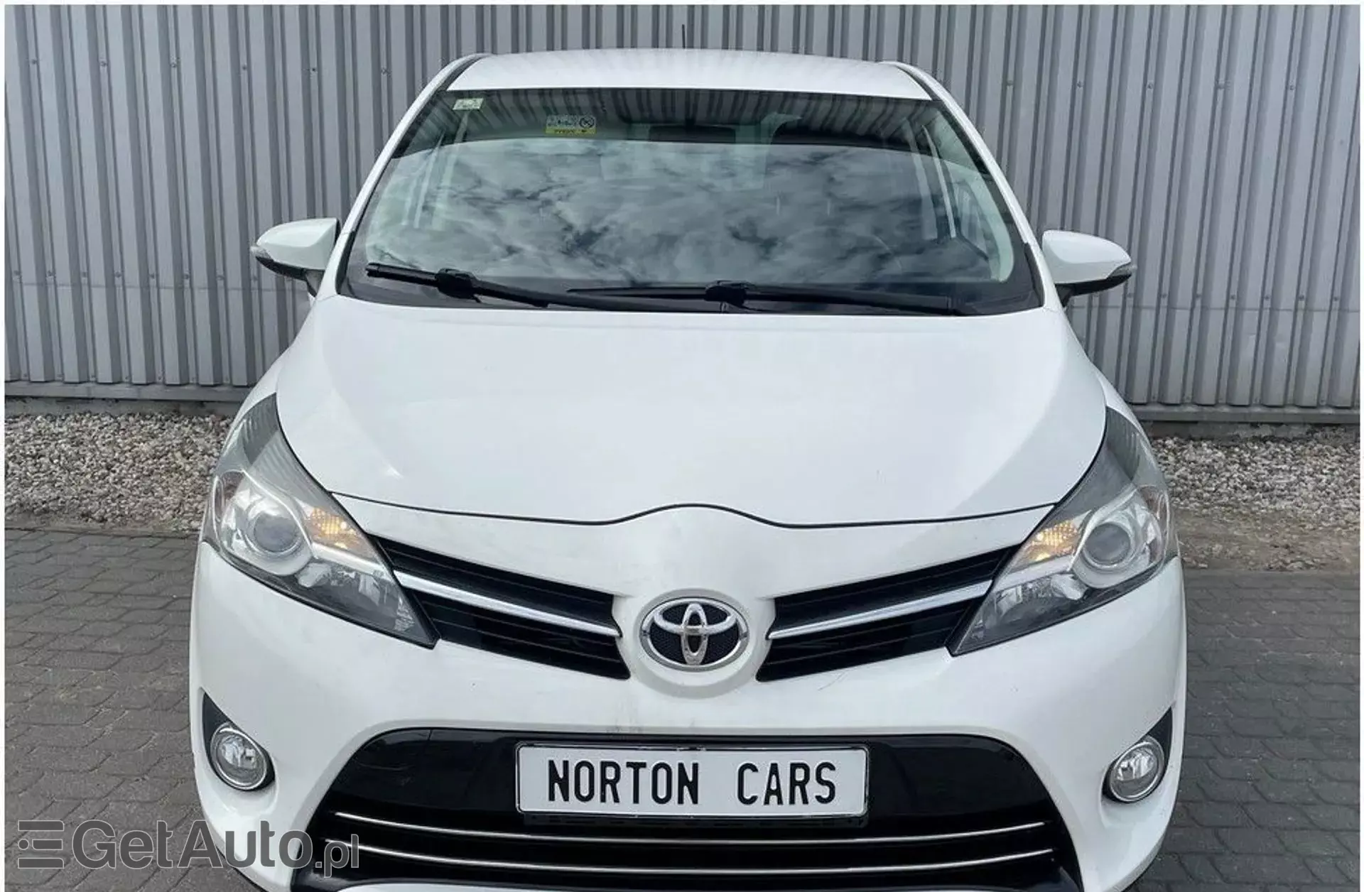 TOYOTA Verso 2.0 D-4D DPF (124 KM)