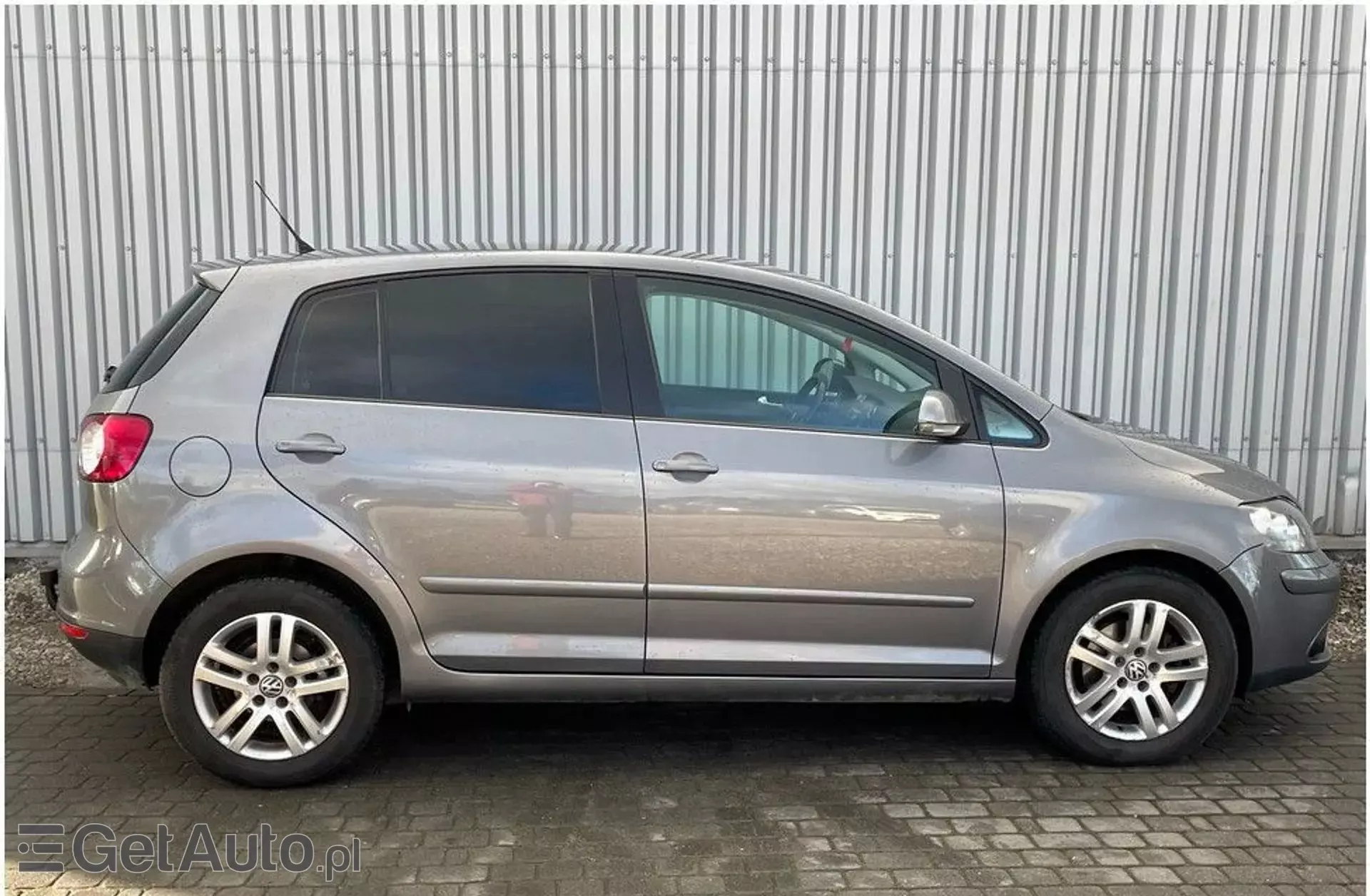 VOLKSWAGEN Golf 1.9 TDI (105 KM) Plus