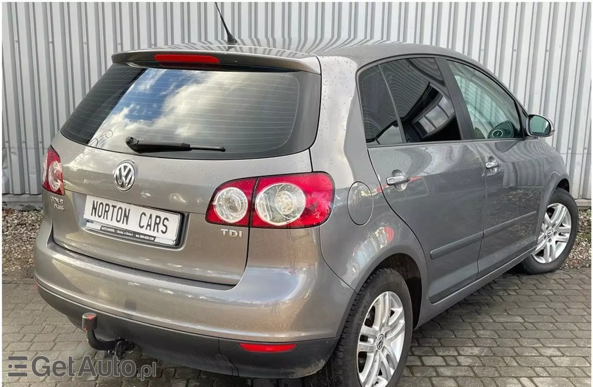 VOLKSWAGEN Golf 1.9 TDI (105 KM) Plus