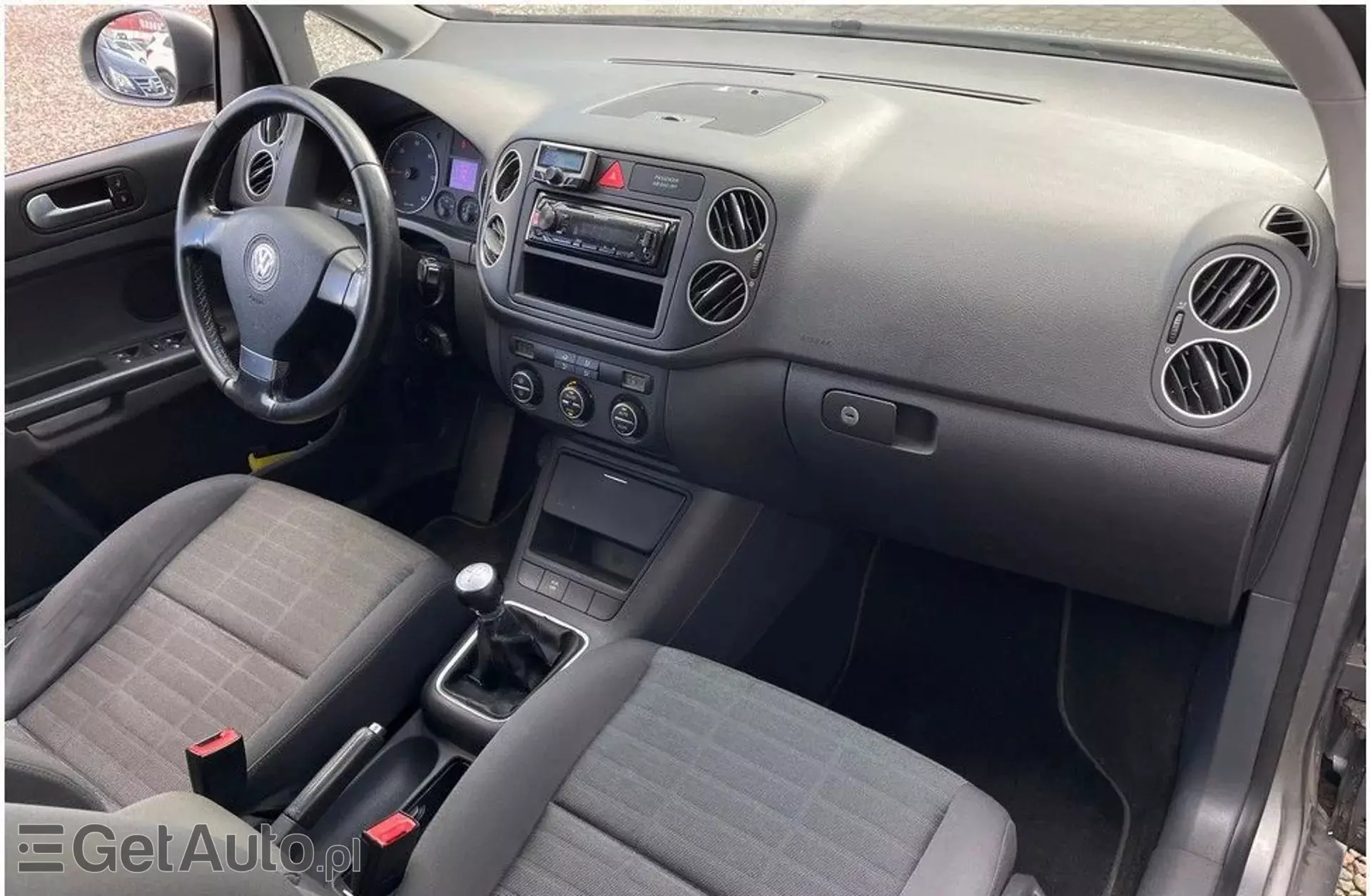 VOLKSWAGEN Golf 1.9 TDI (105 KM) Plus