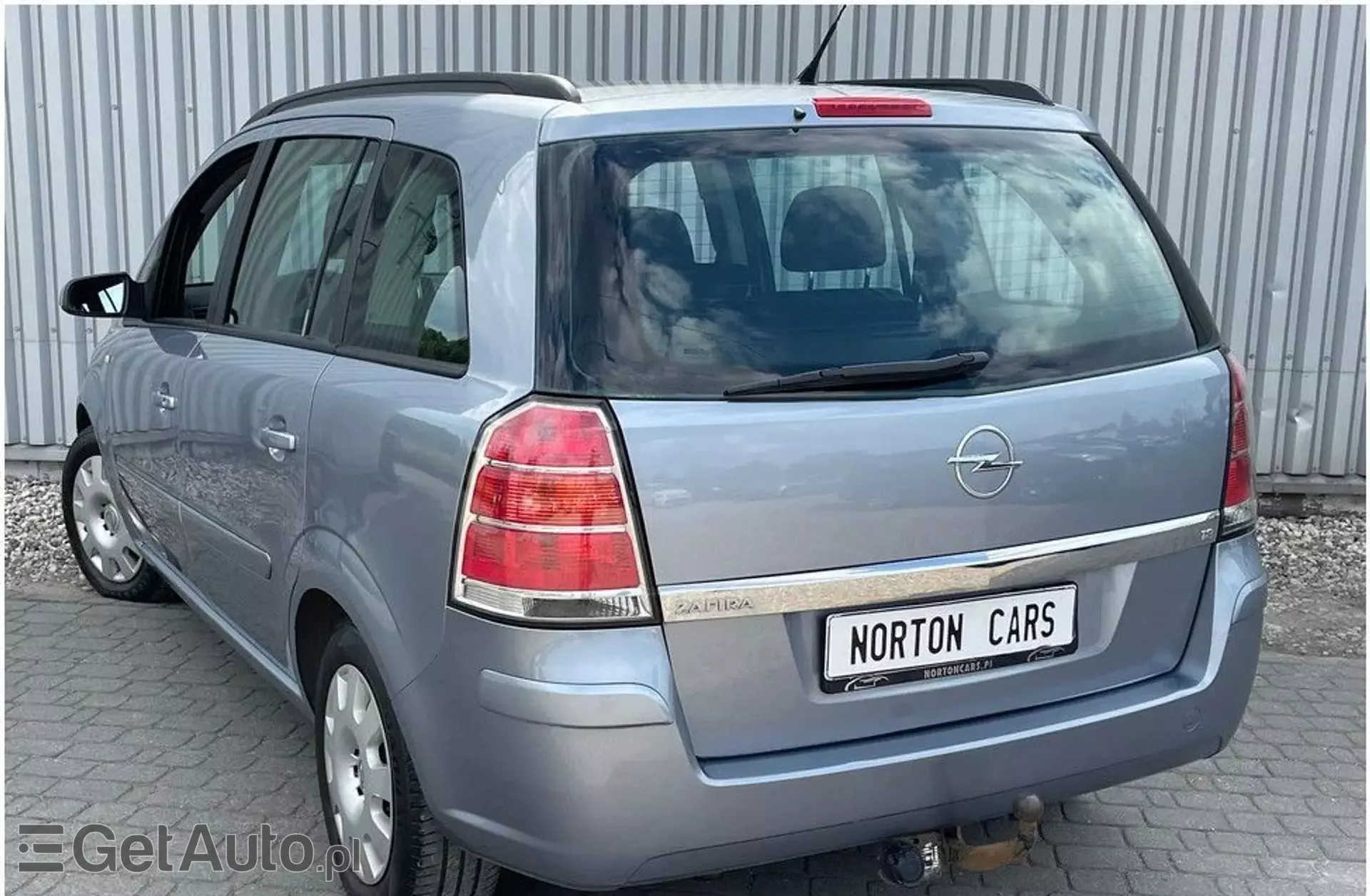 OPEL Zafira 1.8i 16V (140 KM)