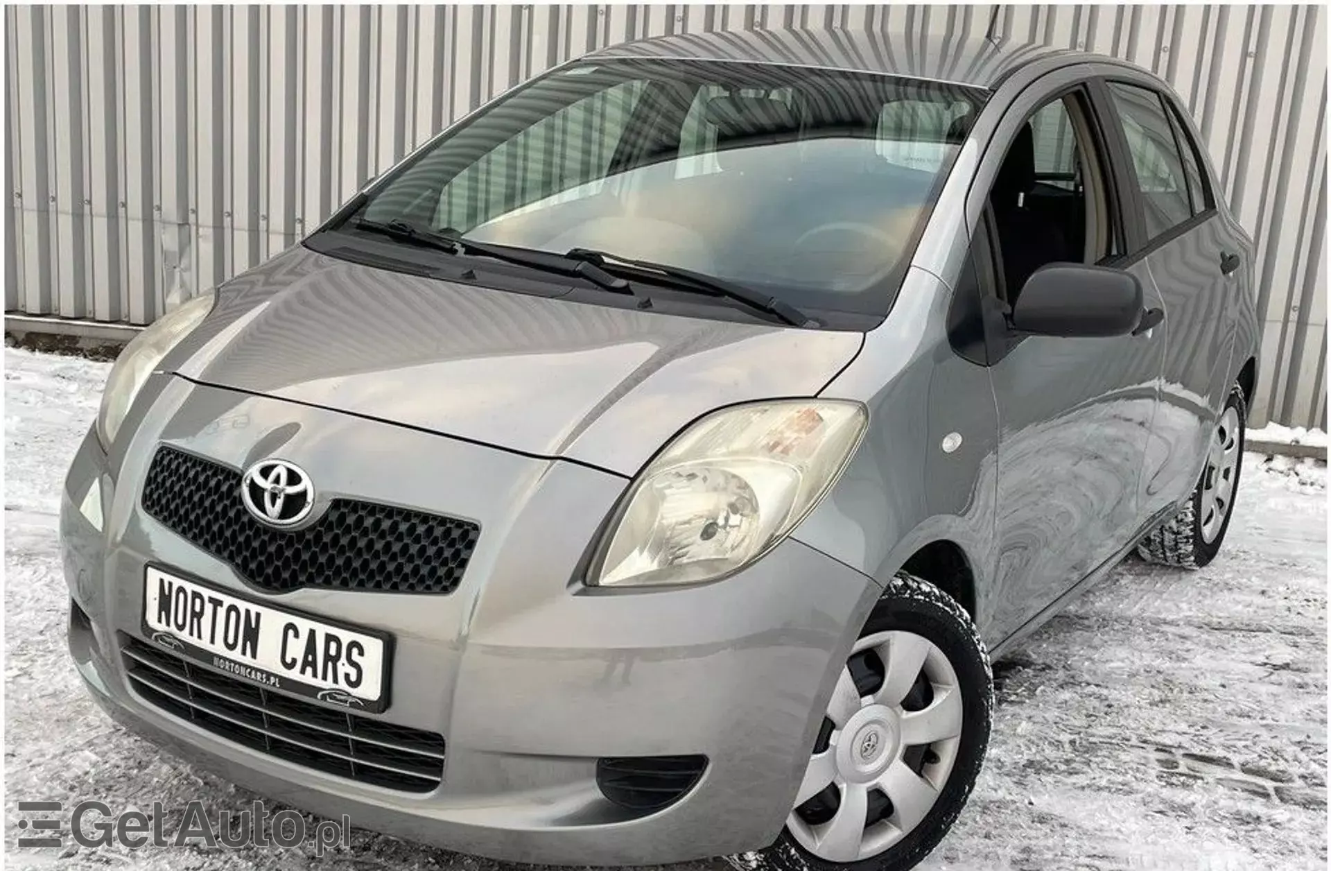 TOYOTA Yaris 1.0 i VVT-i (69 KM)