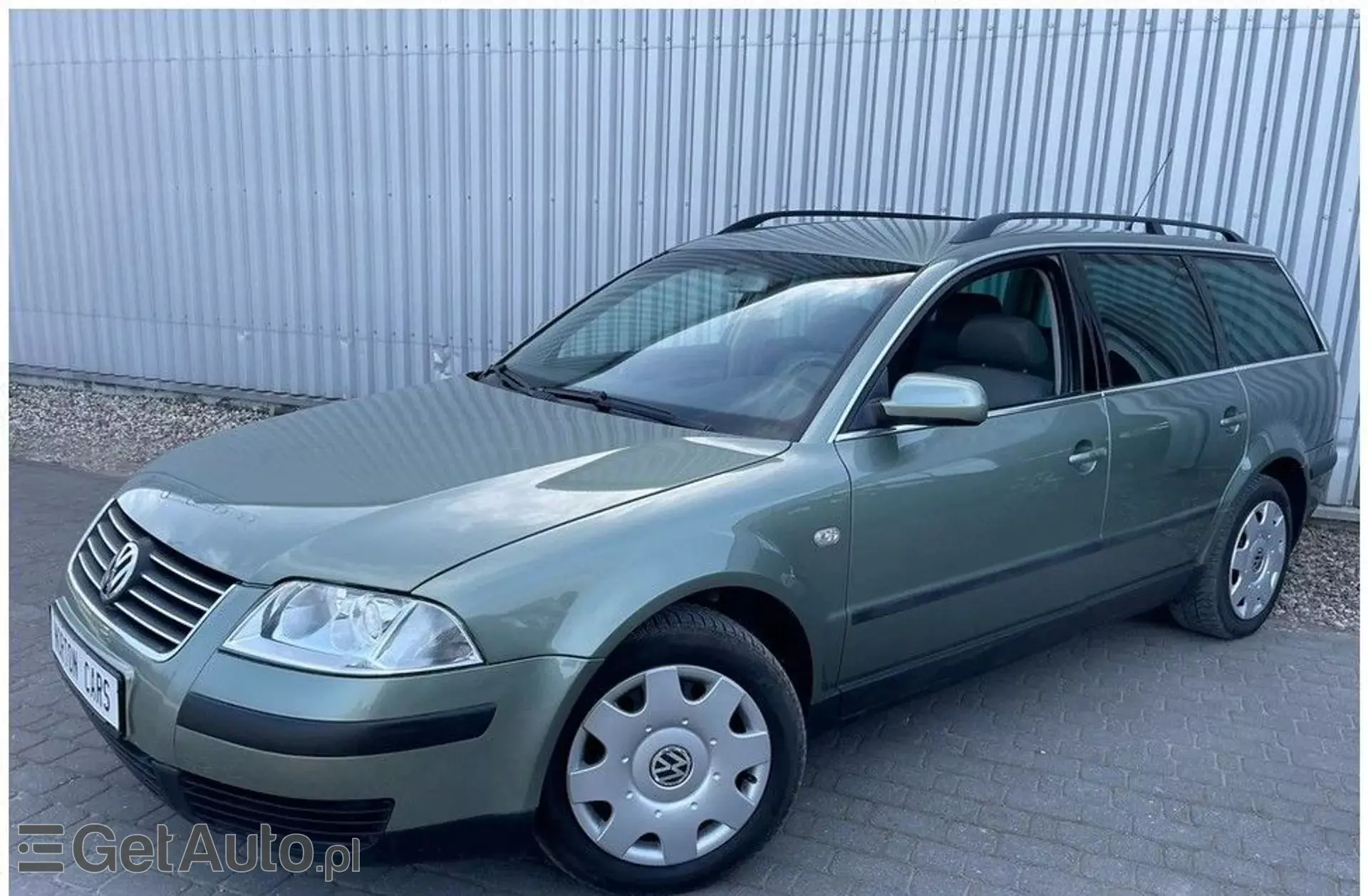 VOLKSWAGEN Passat 1.6 (101 KM)