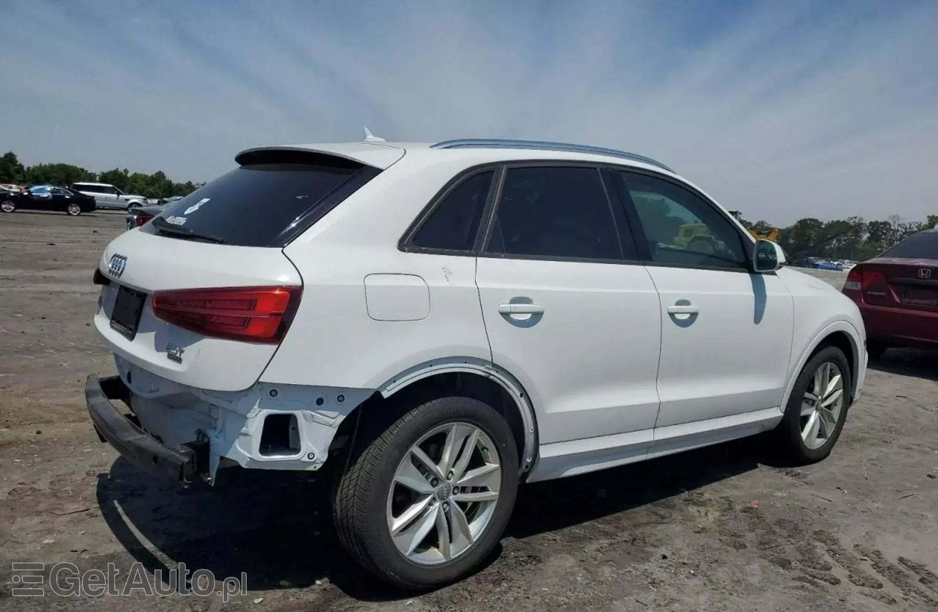 AUDI Q3 