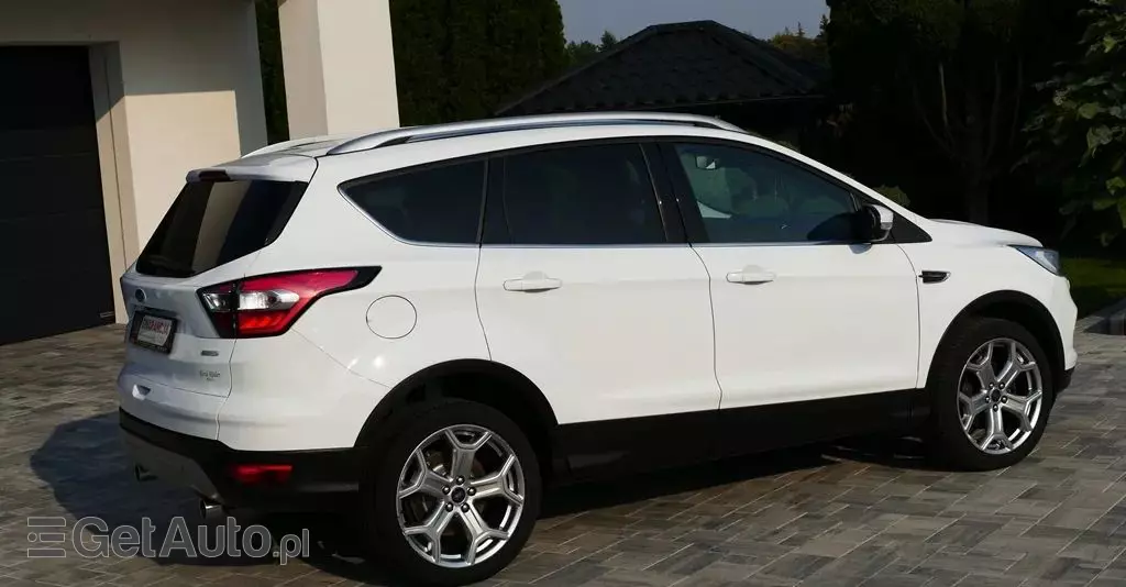 FORD Kuga 1.5 EcoBoost FWD Titanium ASS