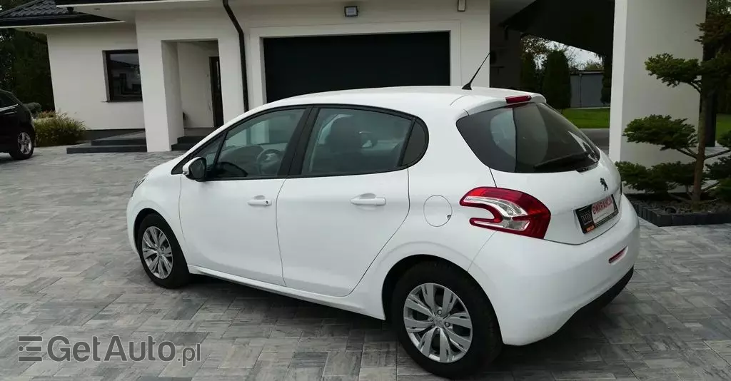 PEUGEOT 208 1.2 PureTech Allure