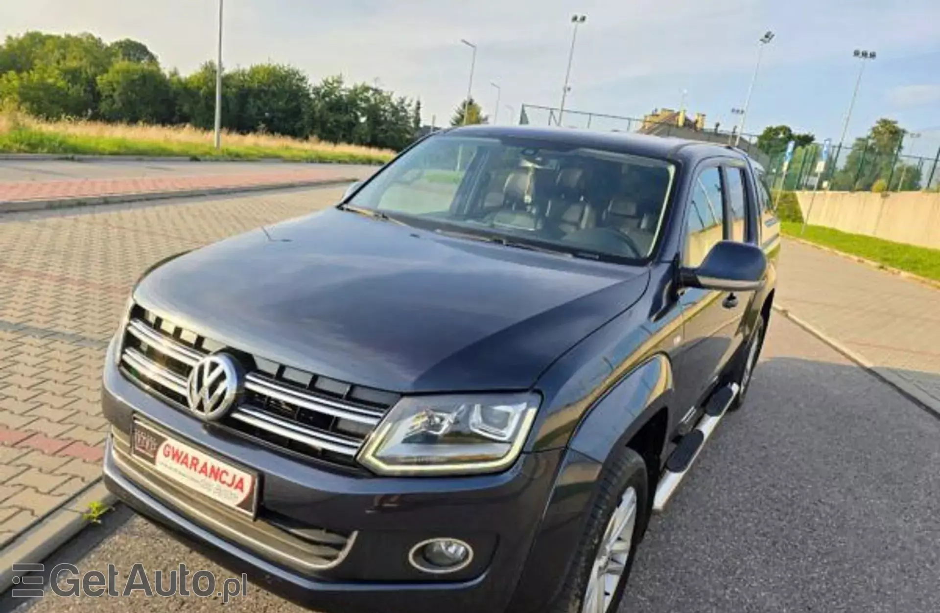 VOLKSWAGEN Amarok 