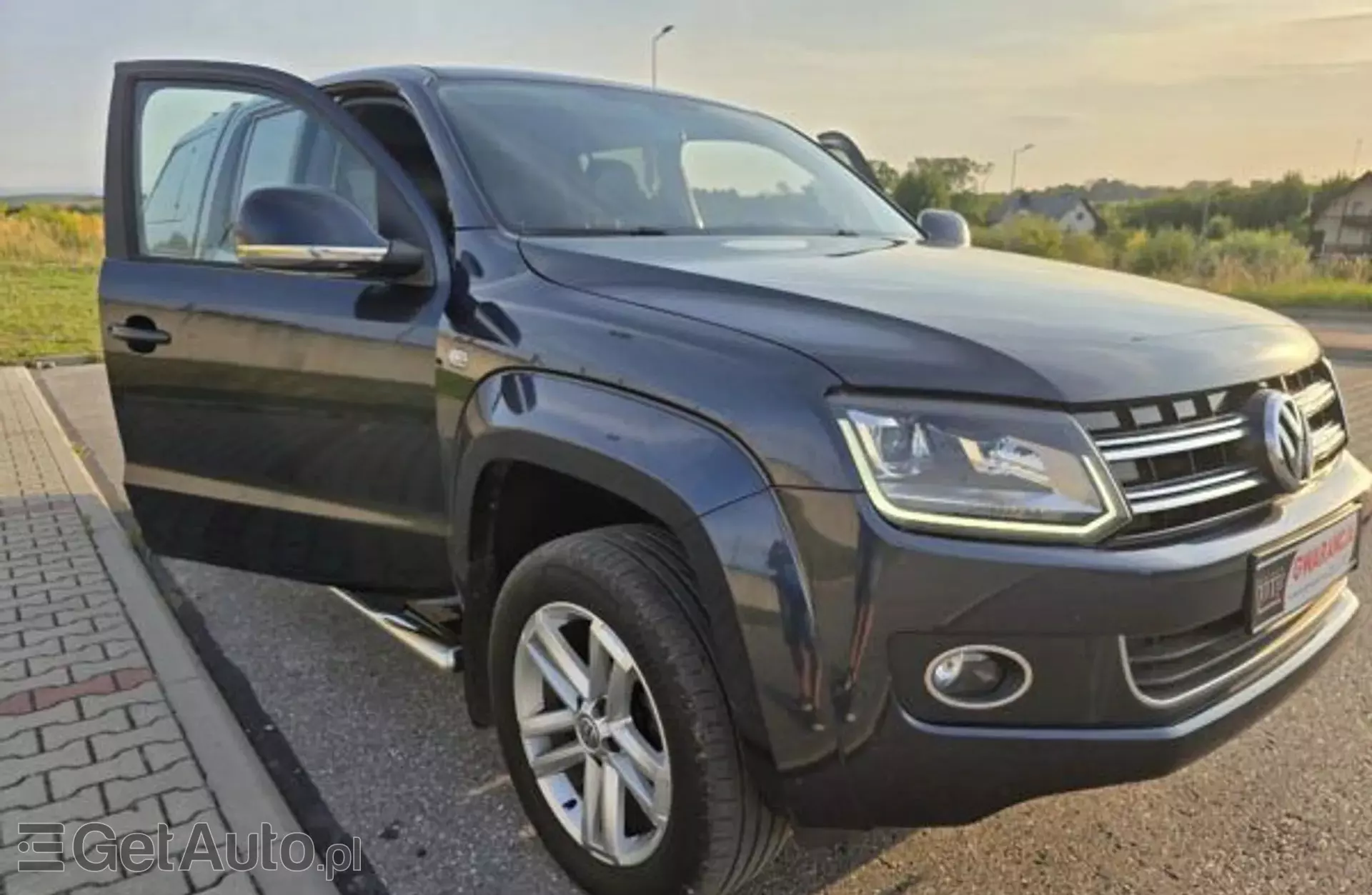 VOLKSWAGEN Amarok 